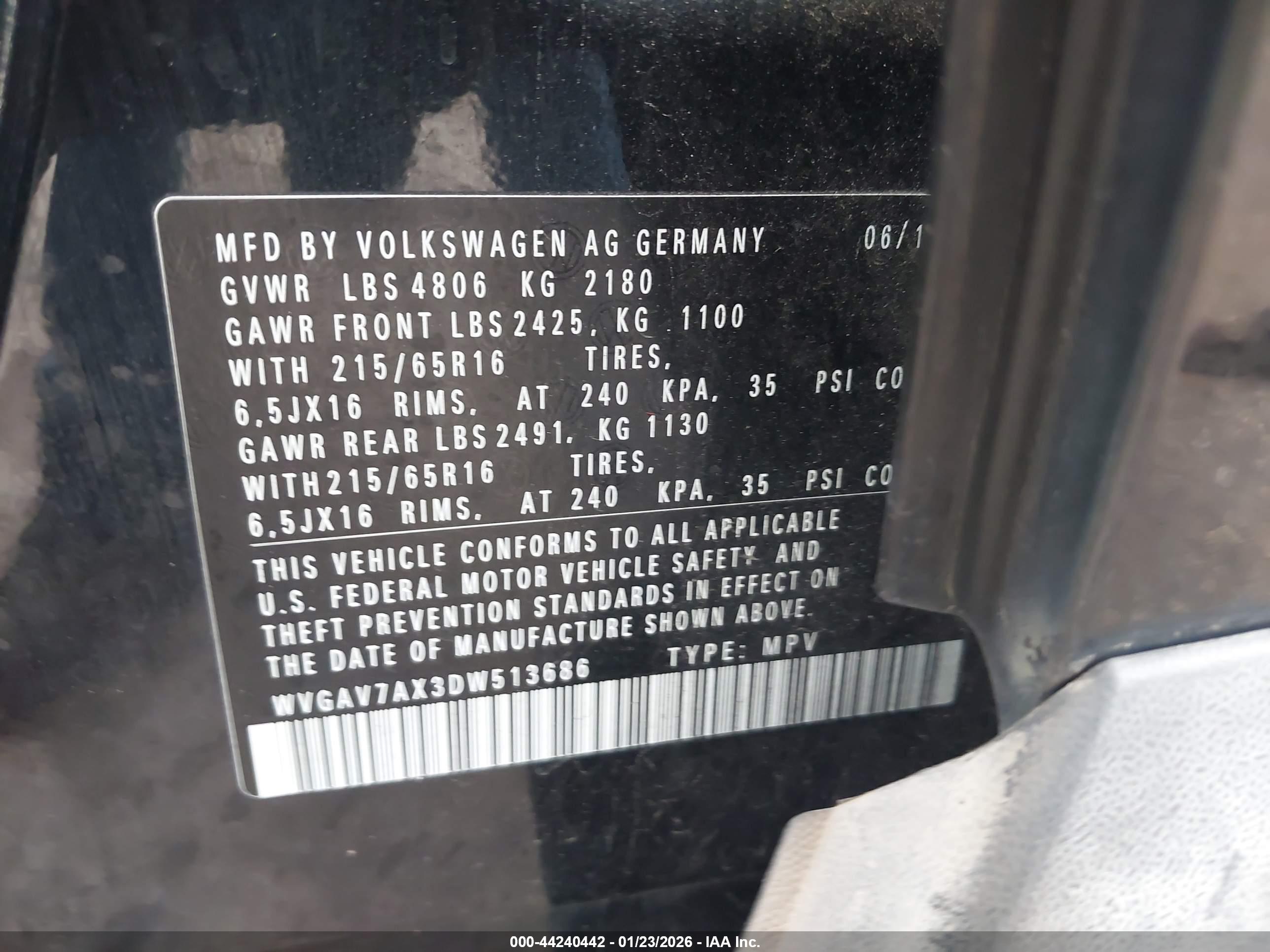 VOLKSWAGEN TIGUAN image 9