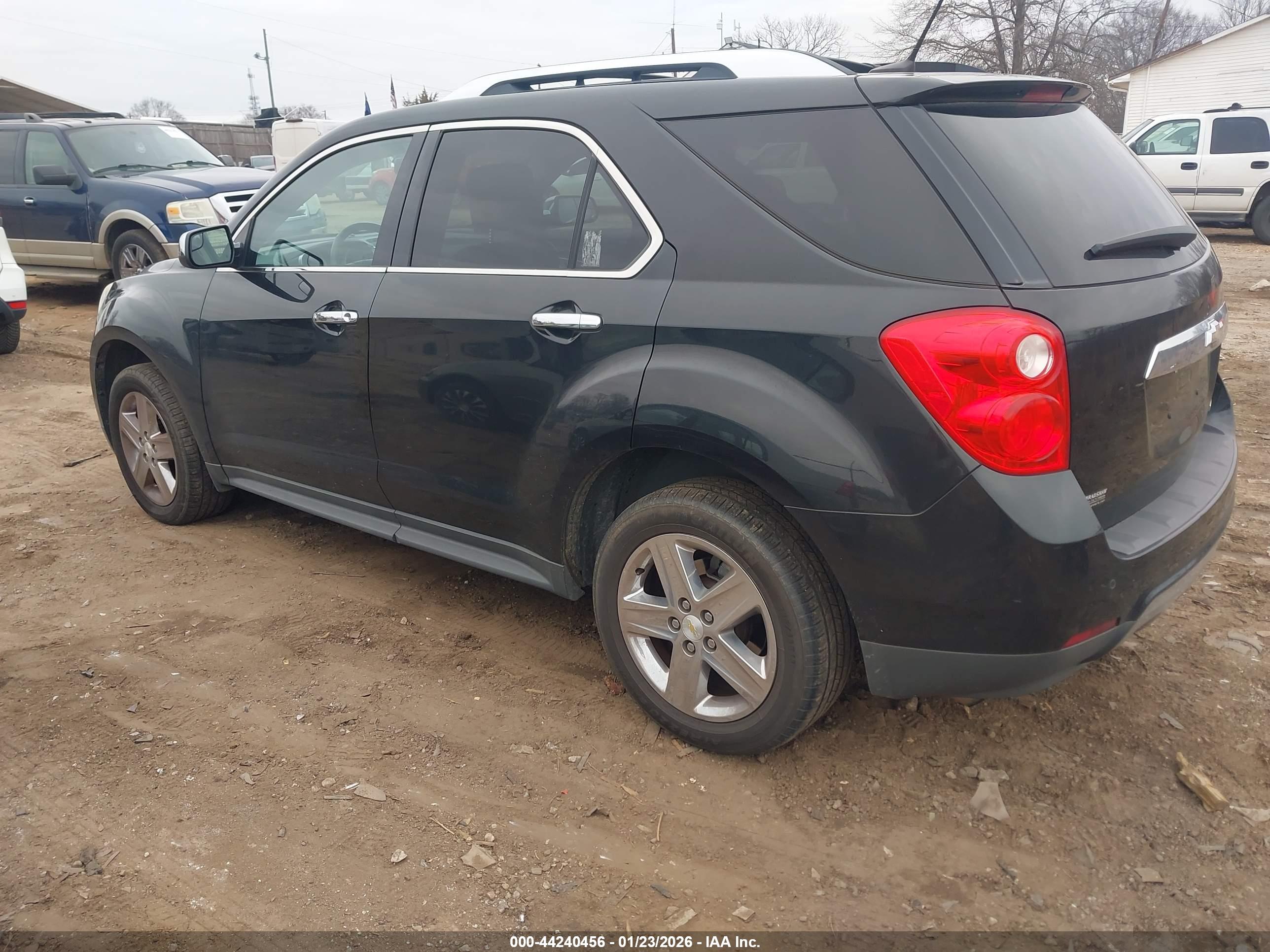 CHEVROLET EQUINOX image 3