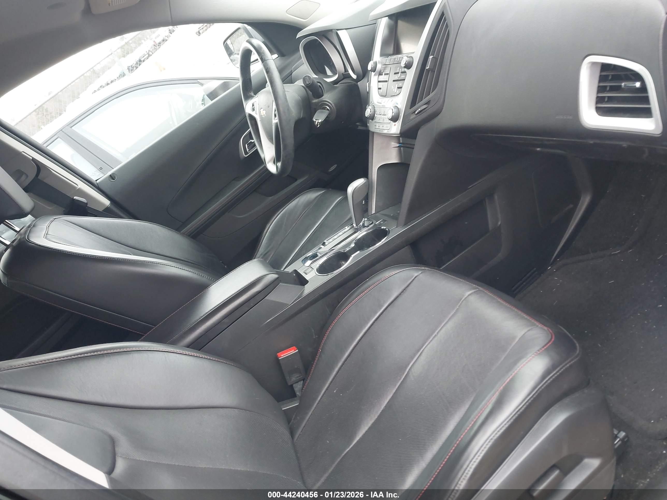 CHEVROLET EQUINOX image 5
