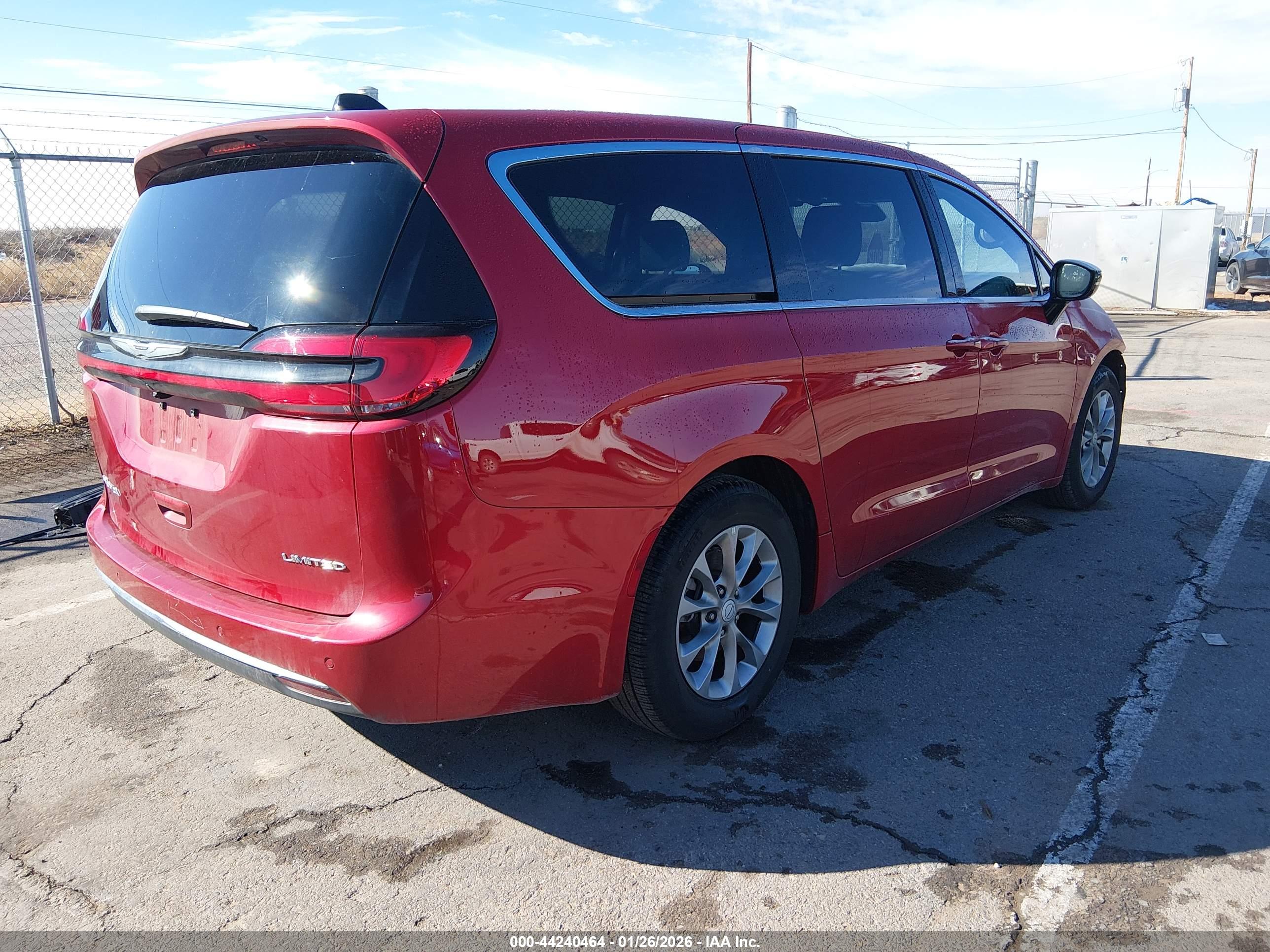 CHRYSLER PACIFICA image 4