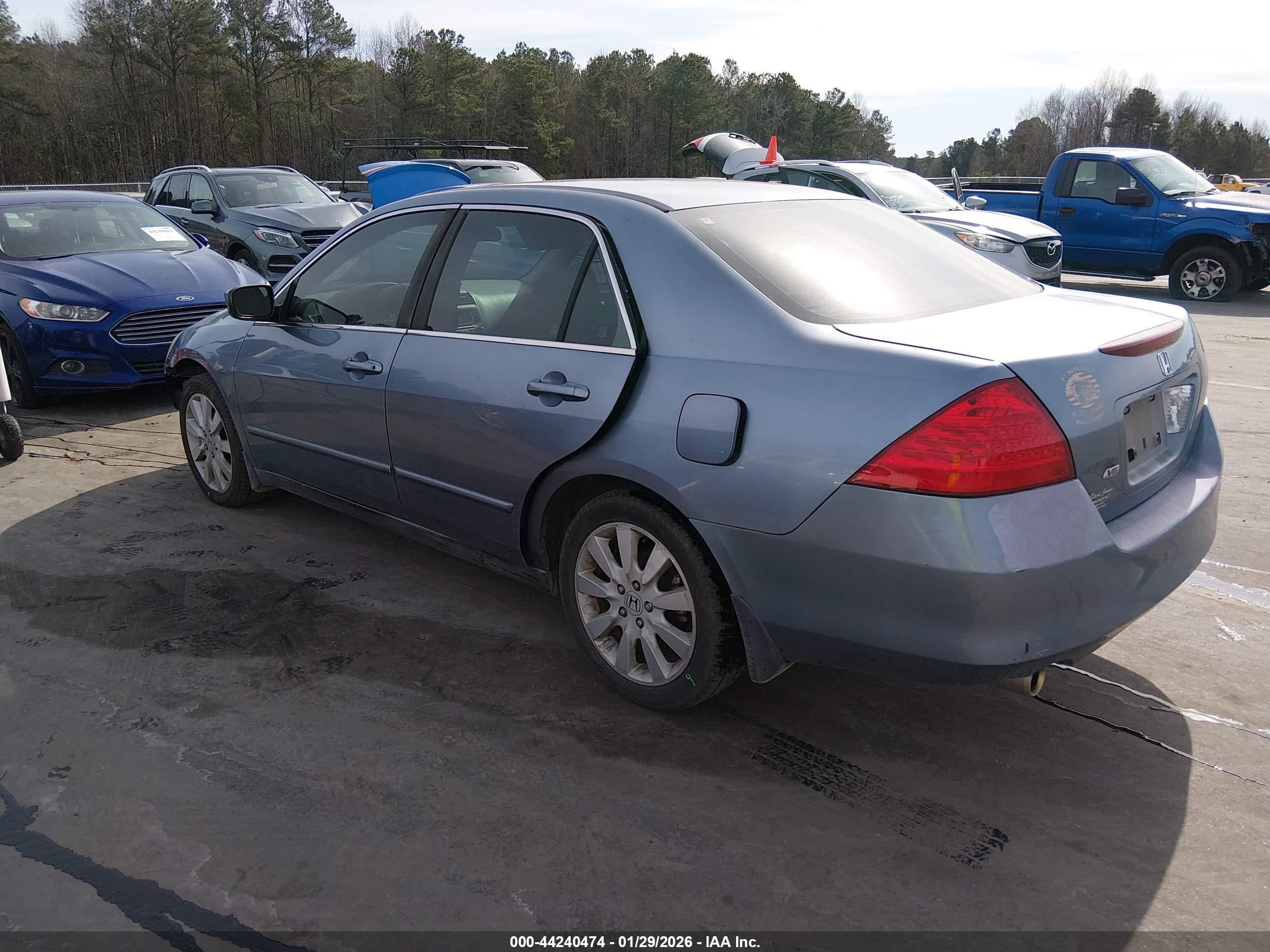 HONDA ACCORD image 3