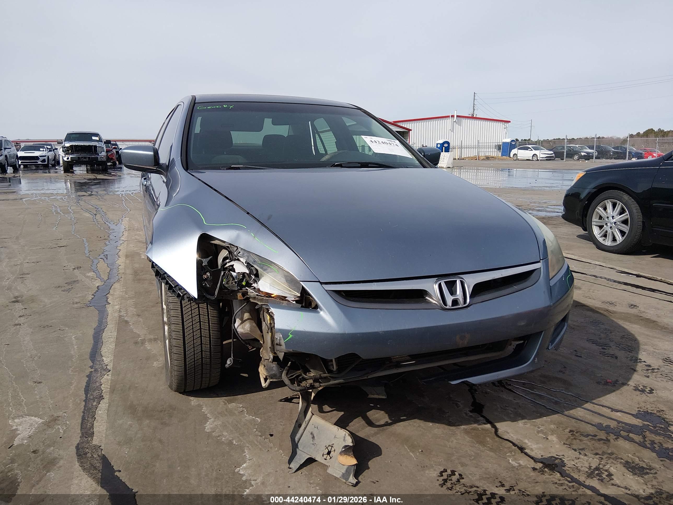 HONDA ACCORD image 6