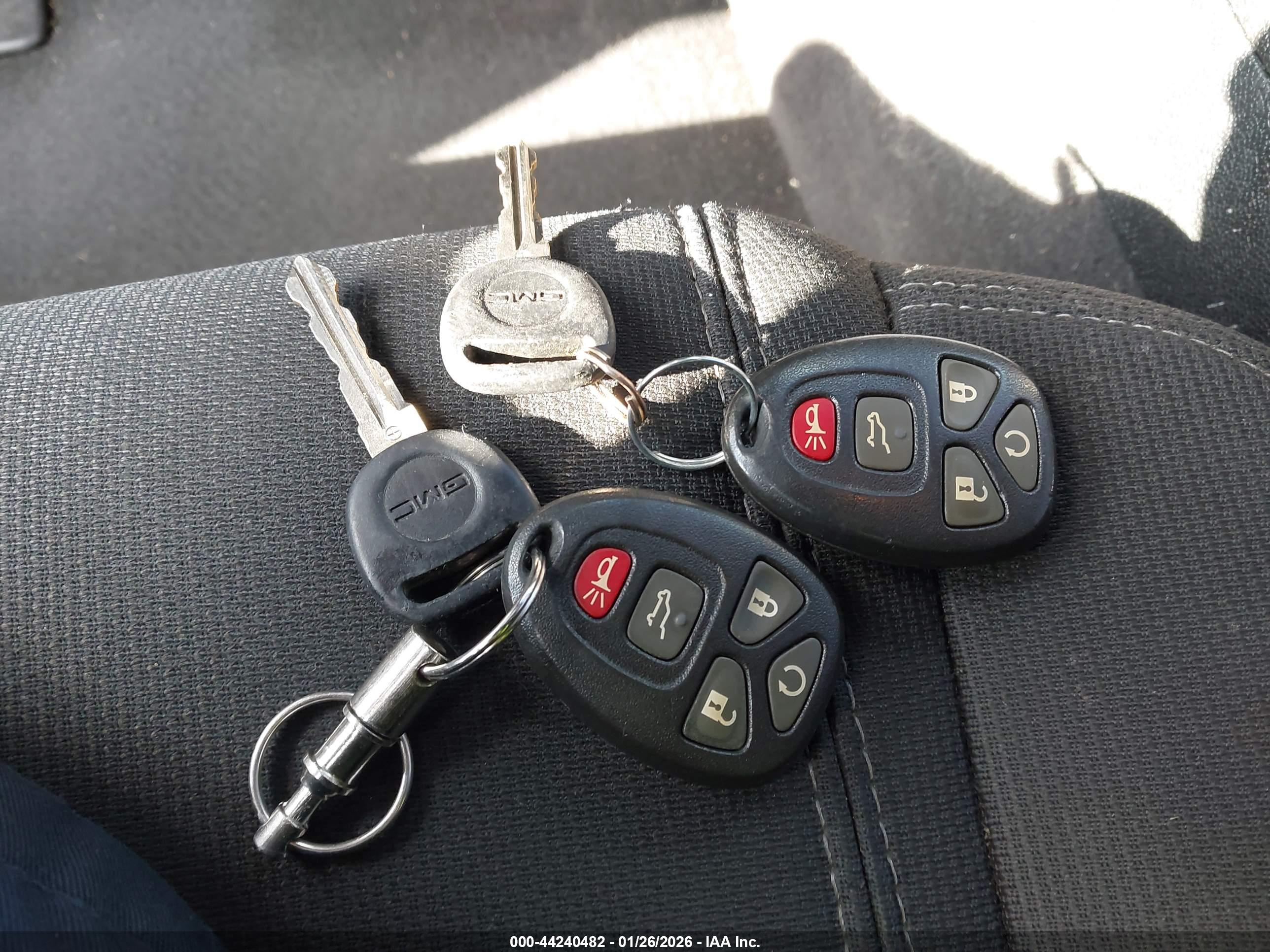 GMC ACADIA image 11
