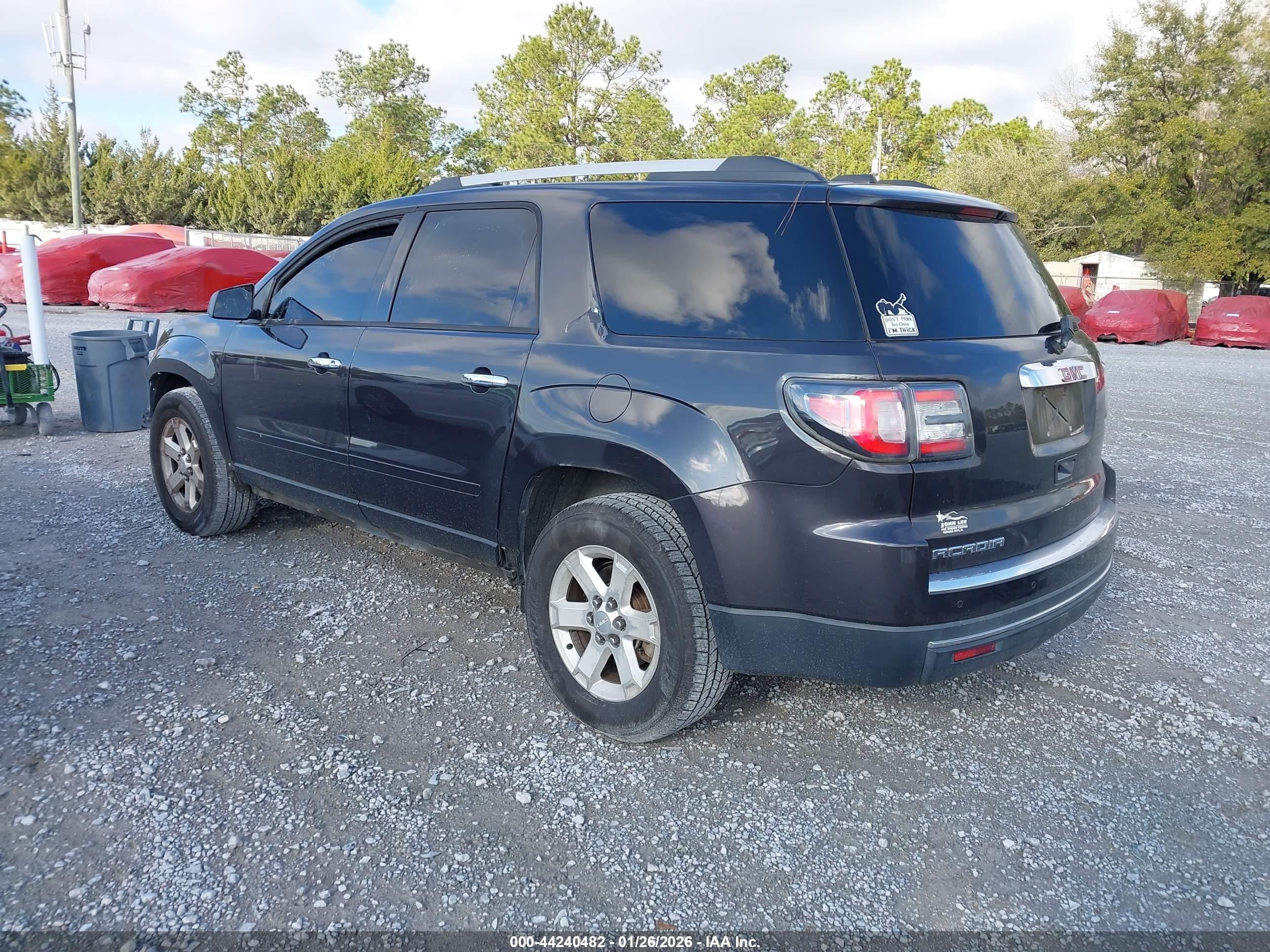 GMC ACADIA image 3