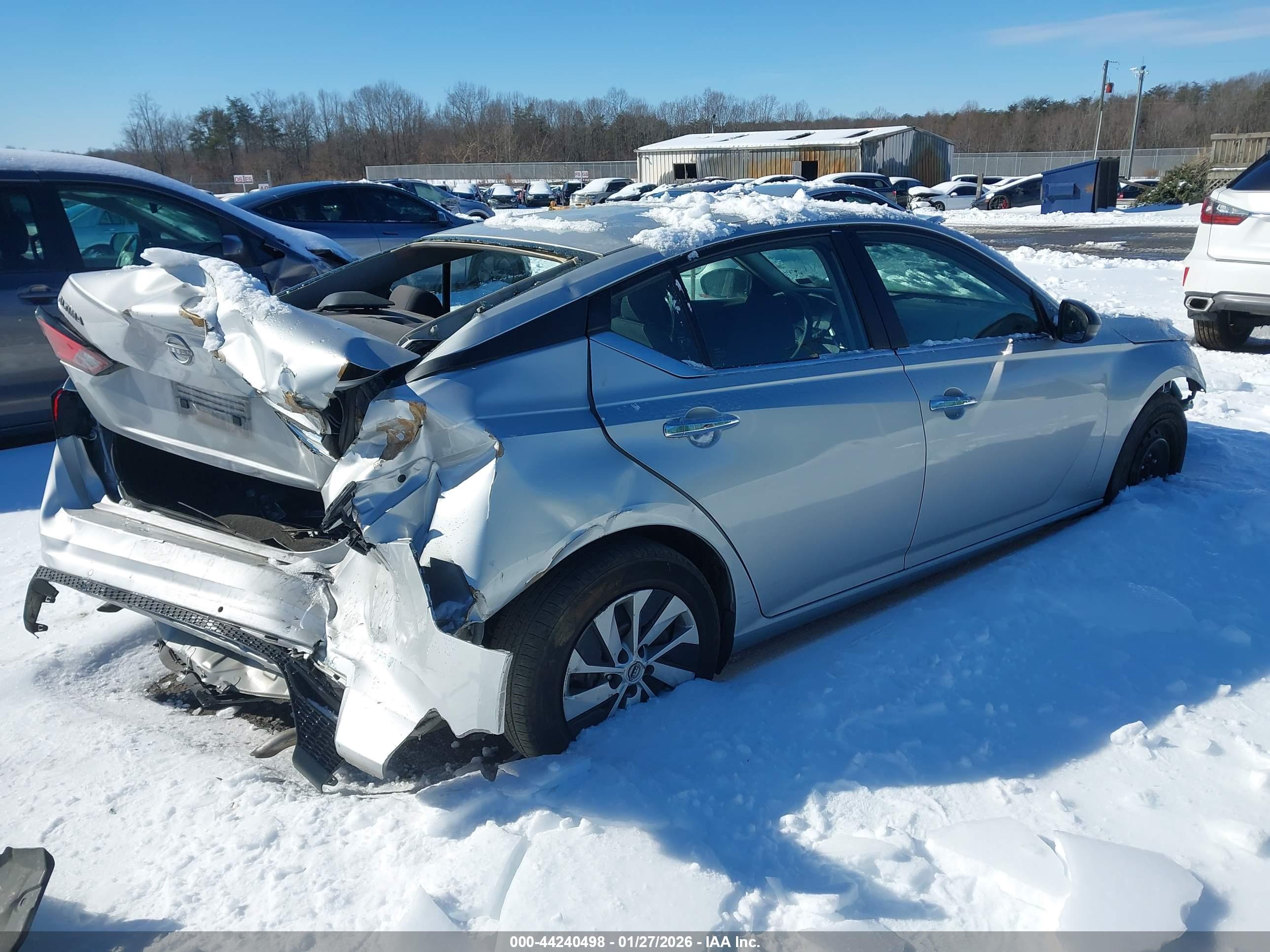 NISSAN ALTIMA image 4