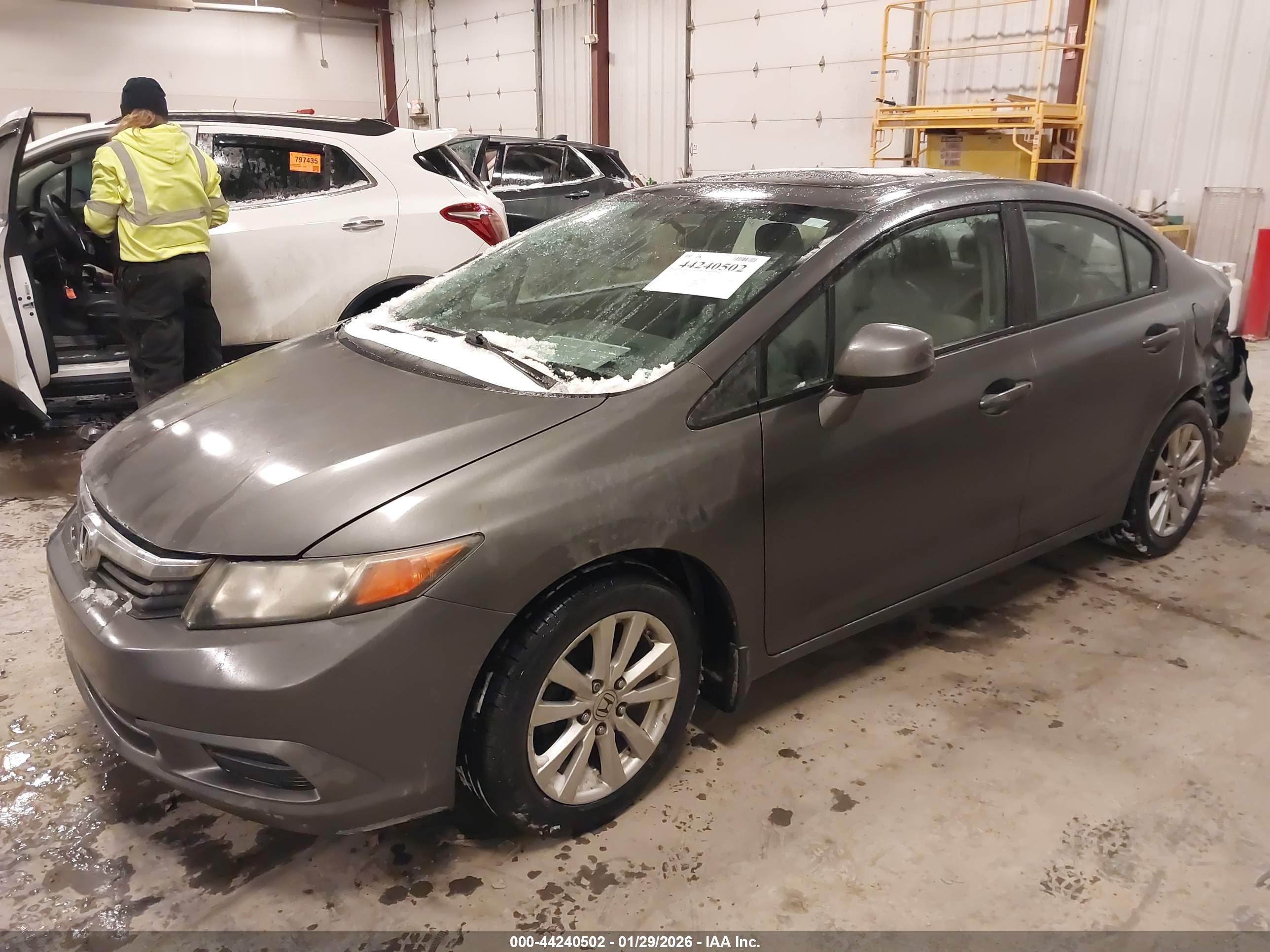HONDA CIVIC image 2