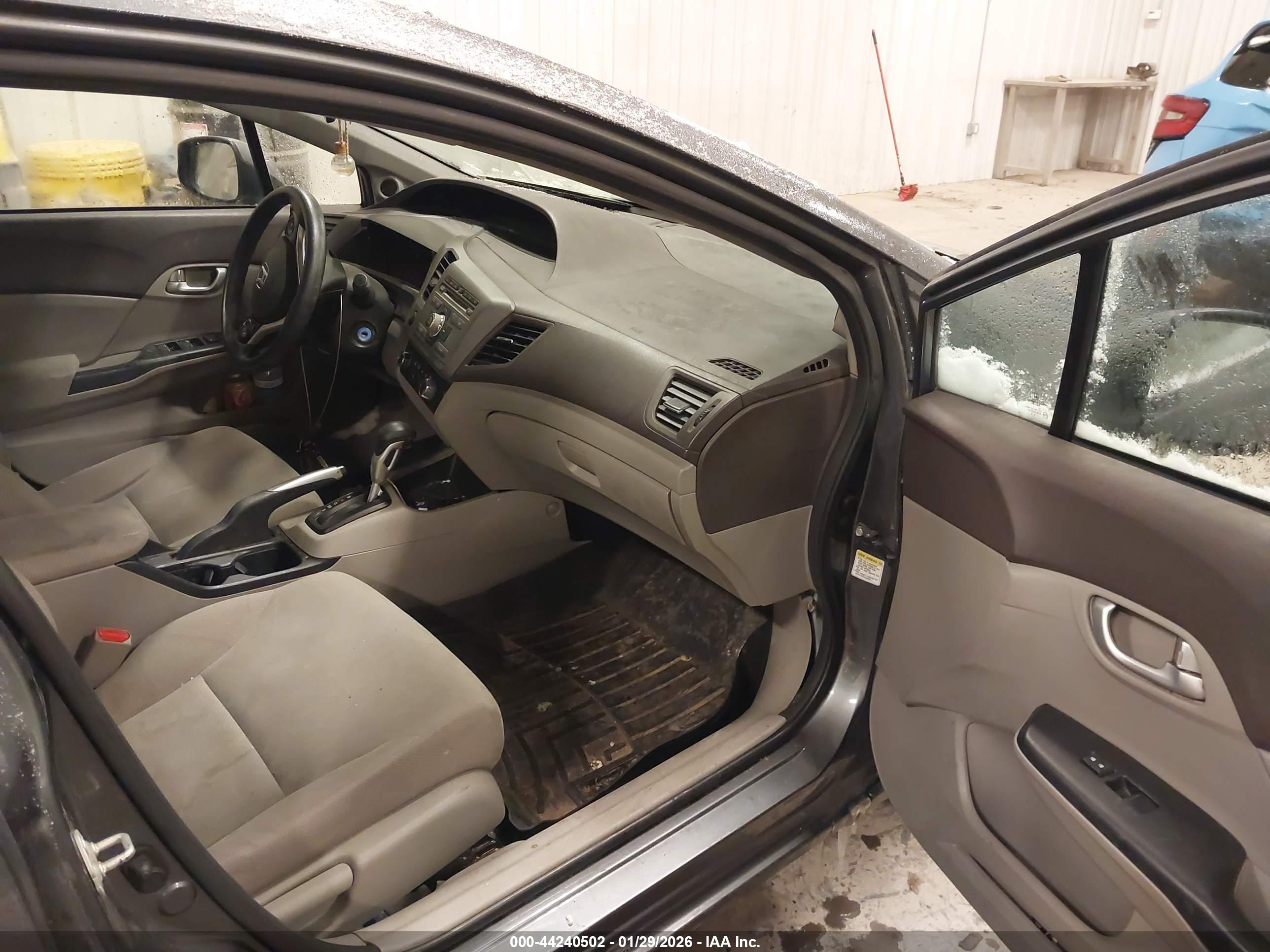 HONDA CIVIC image 5