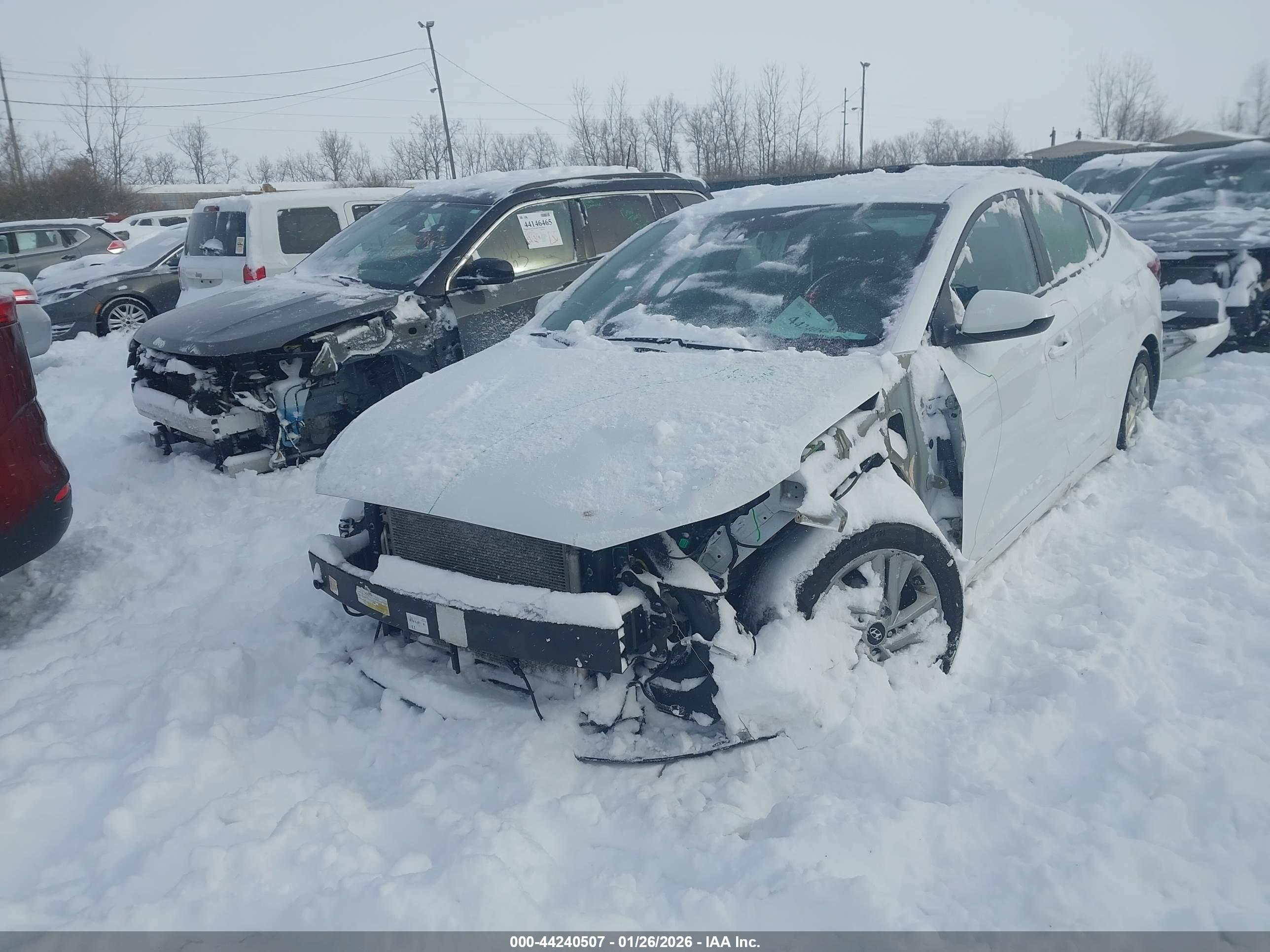 HYUNDAI ELANTRA image 6
