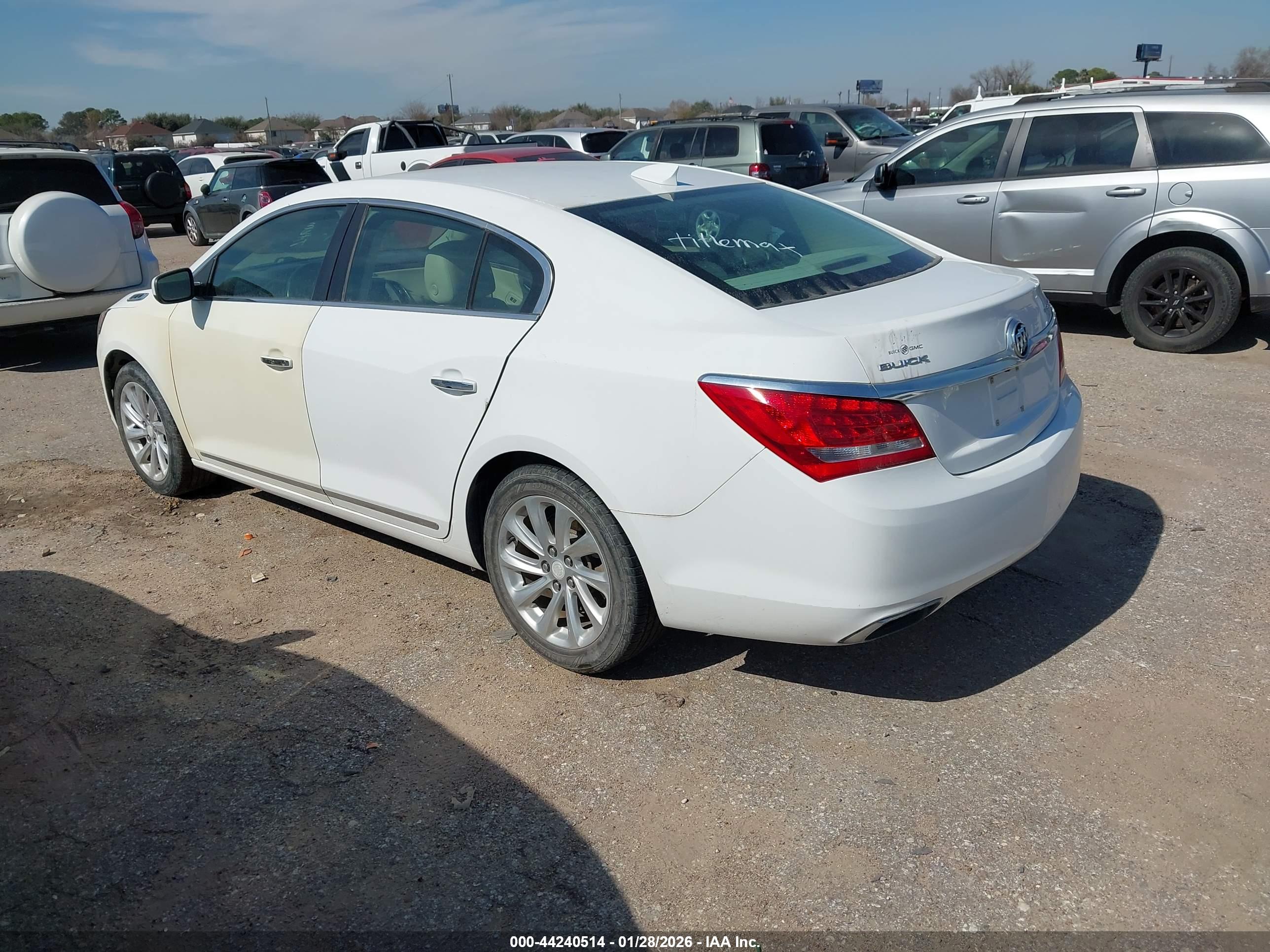 BUICK LACROSSE image 3