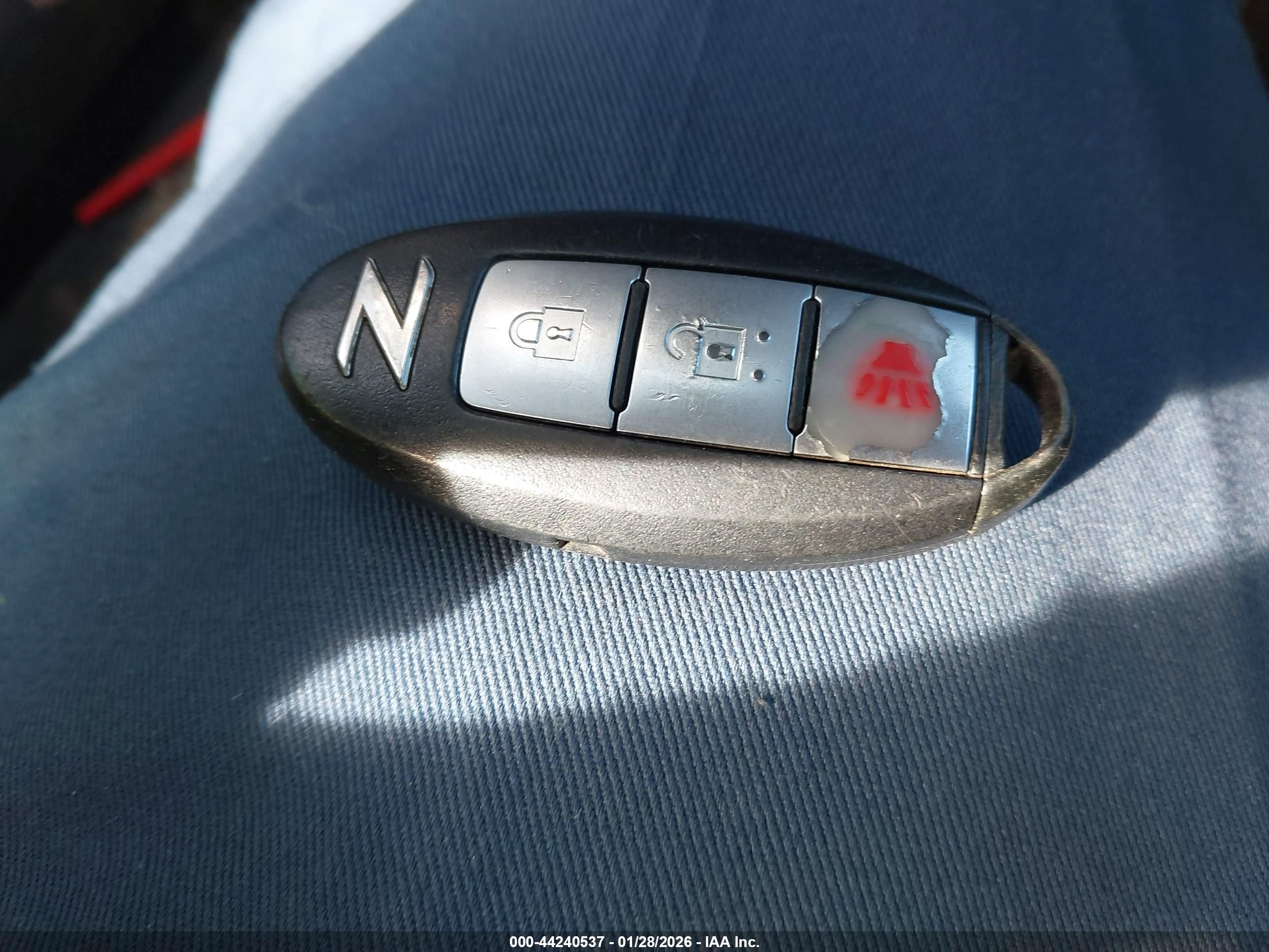 NISSAN 370Z image 11
