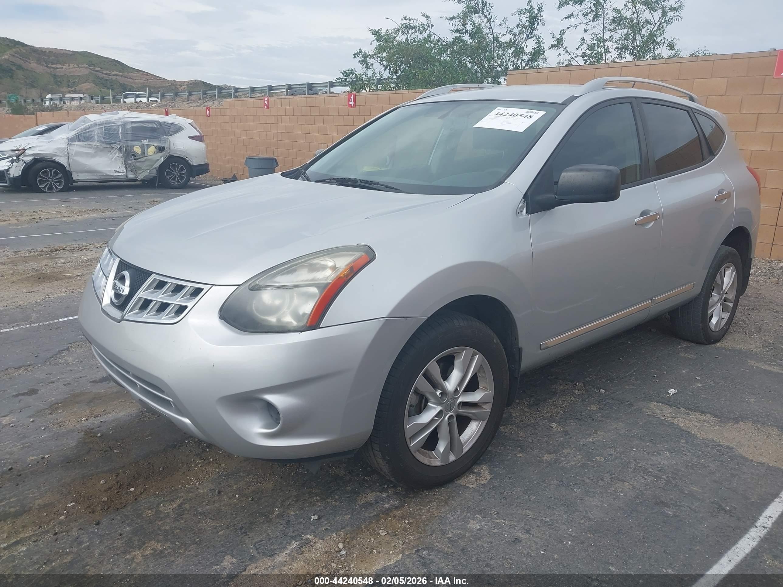 NISSAN ROGUE image 2