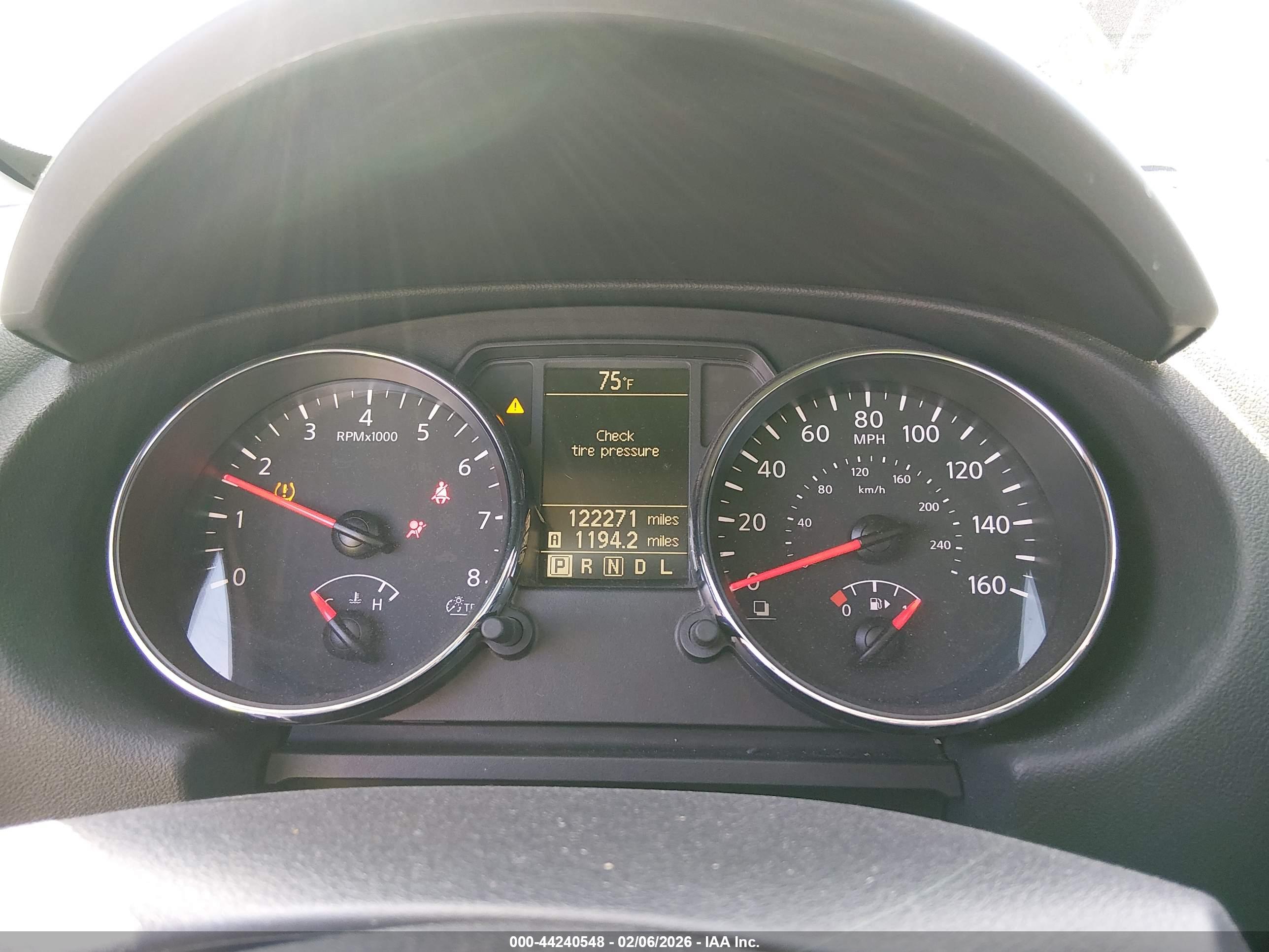 NISSAN ROGUE image 7
