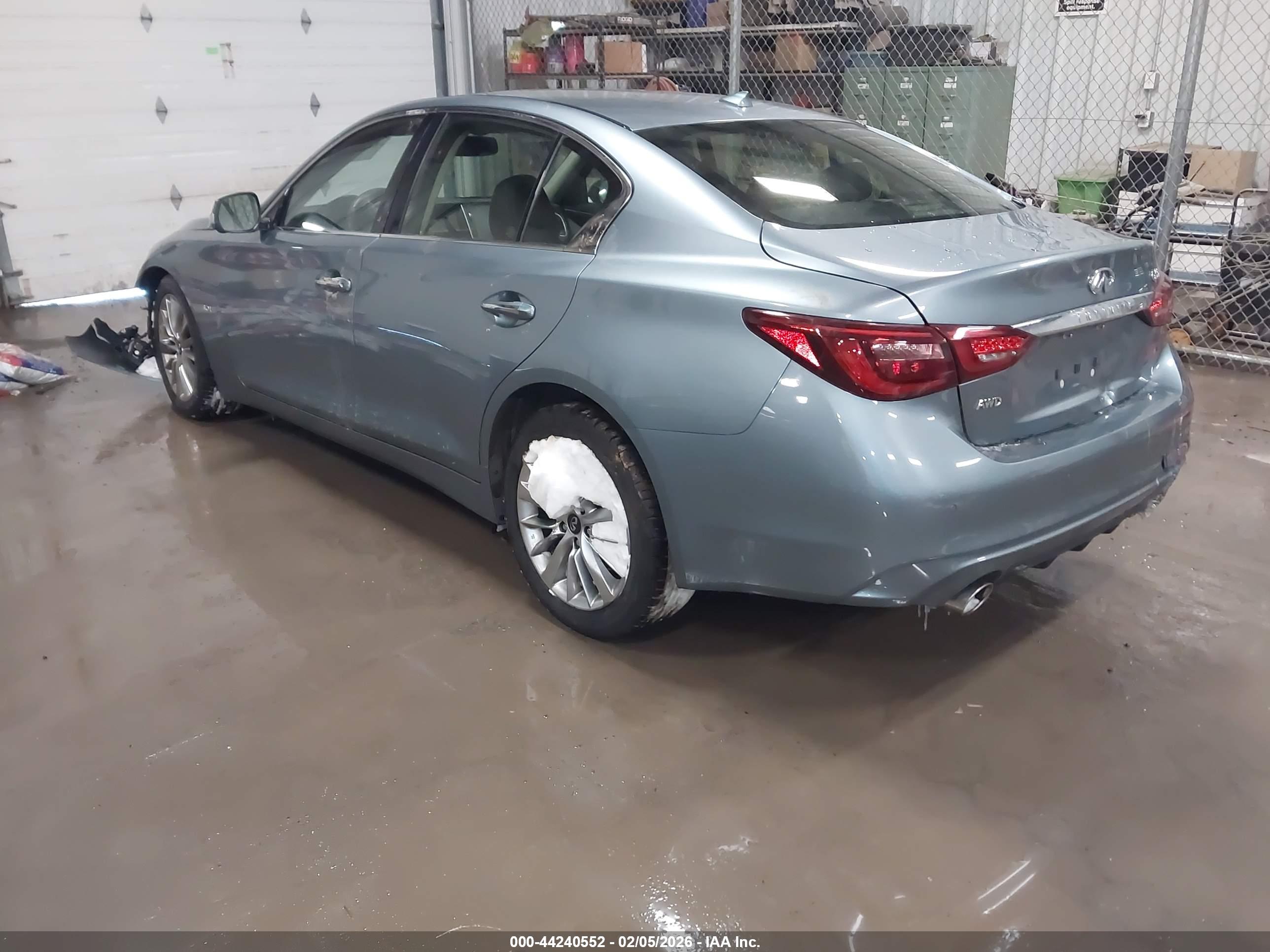 INFINITI Q50 image 3
