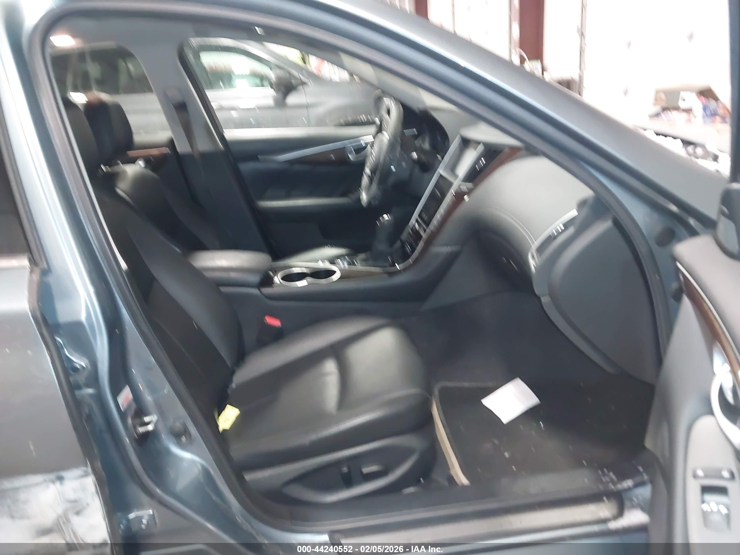 INFINITI Q50 image 5