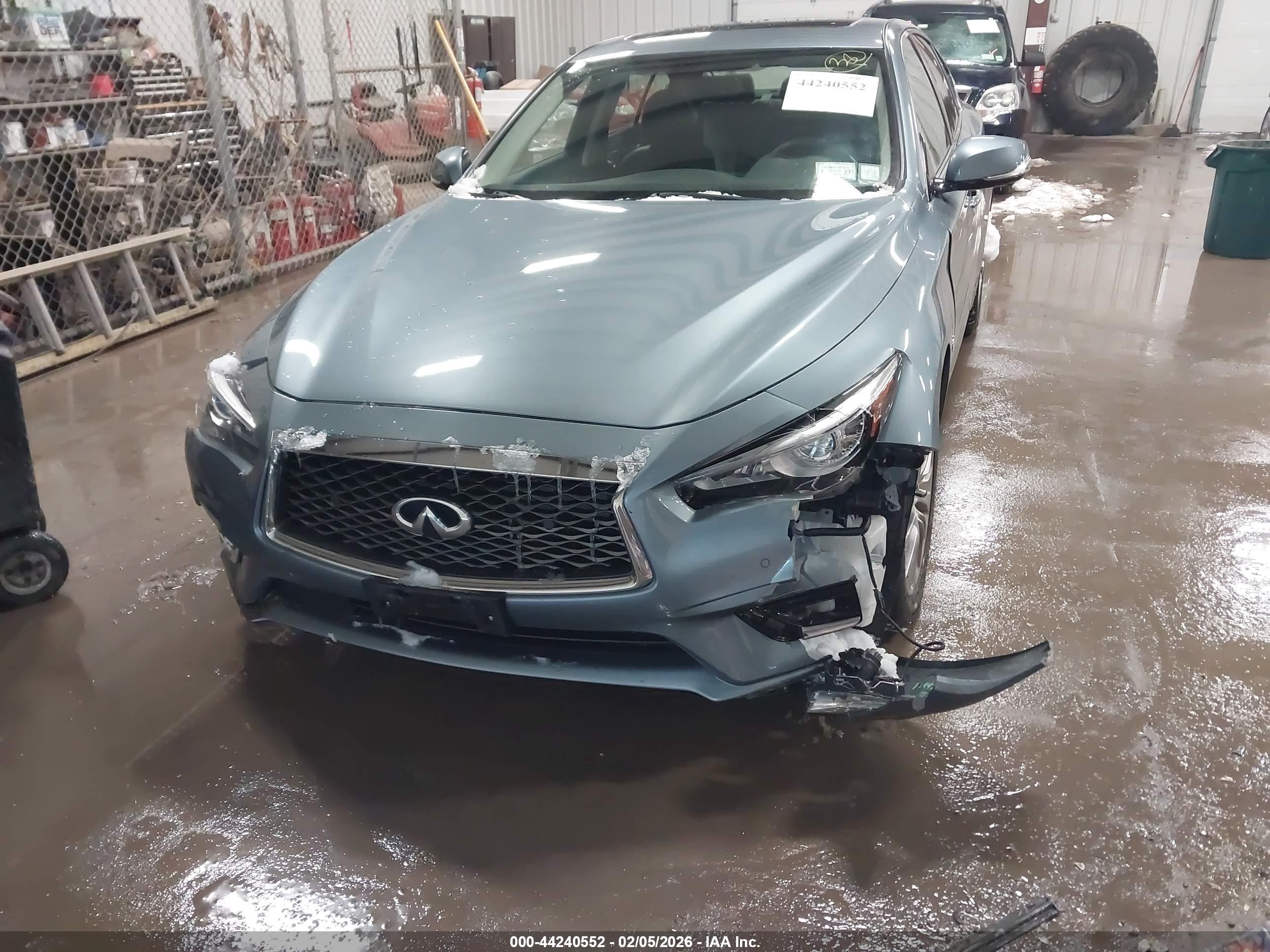 INFINITI Q50 image 6
