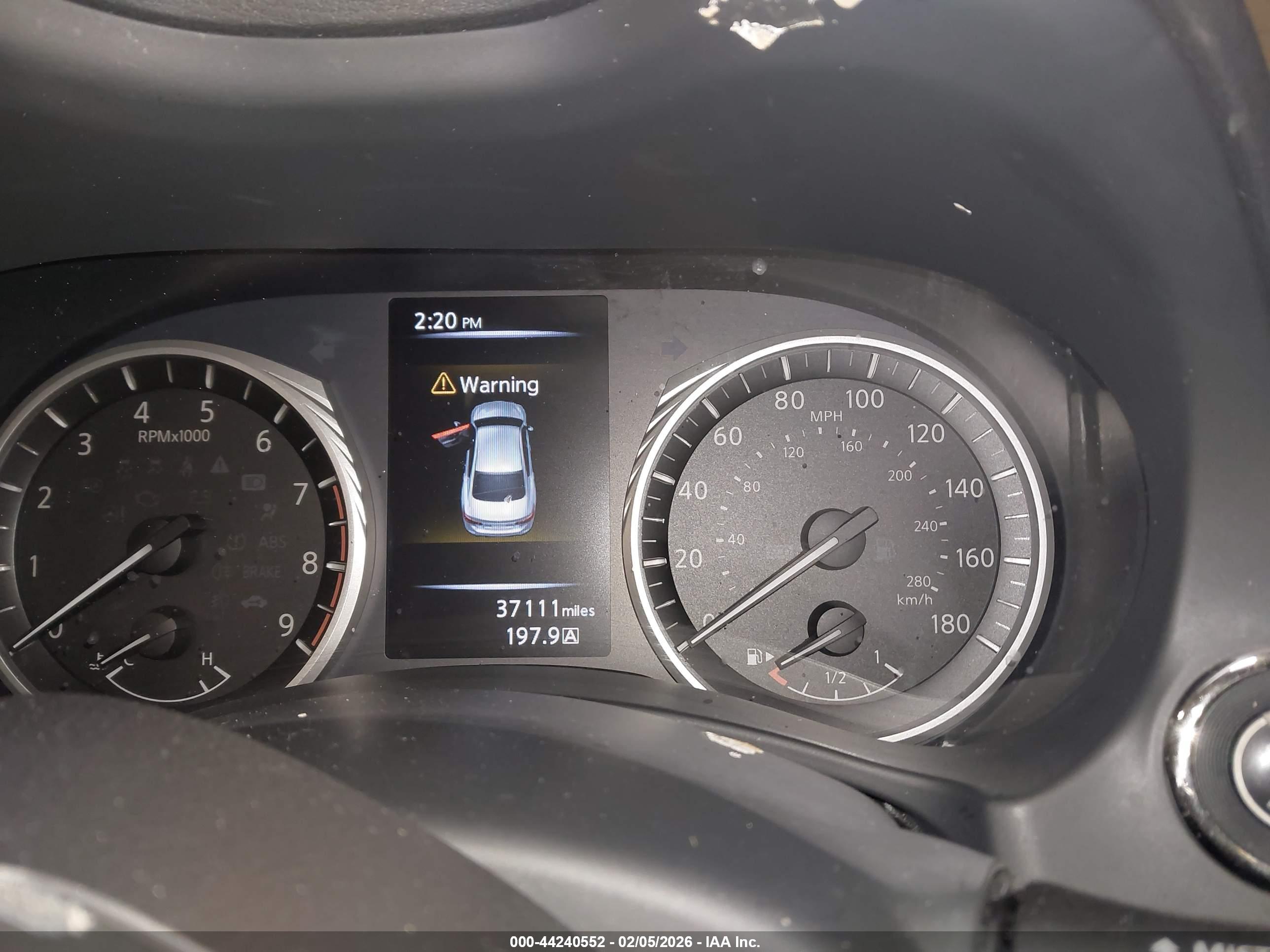 INFINITI Q50 image 7