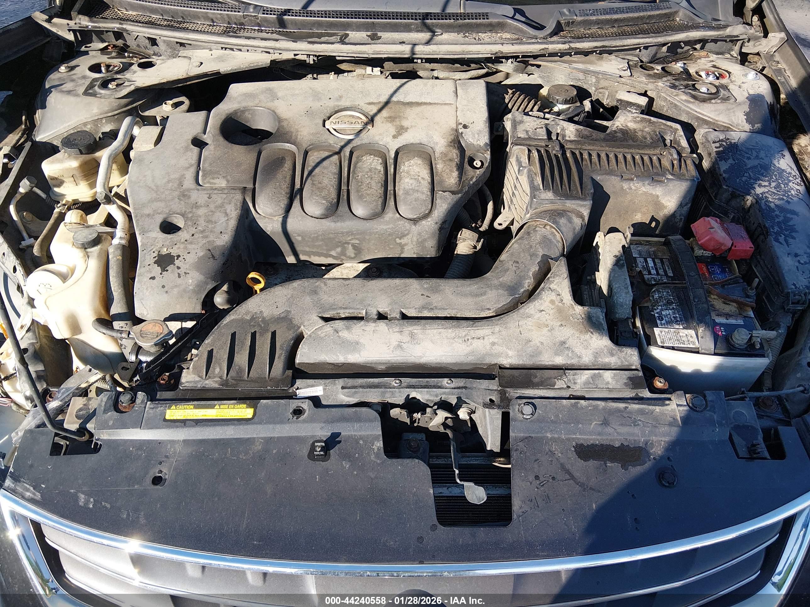 NISSAN ALTIMA image 10