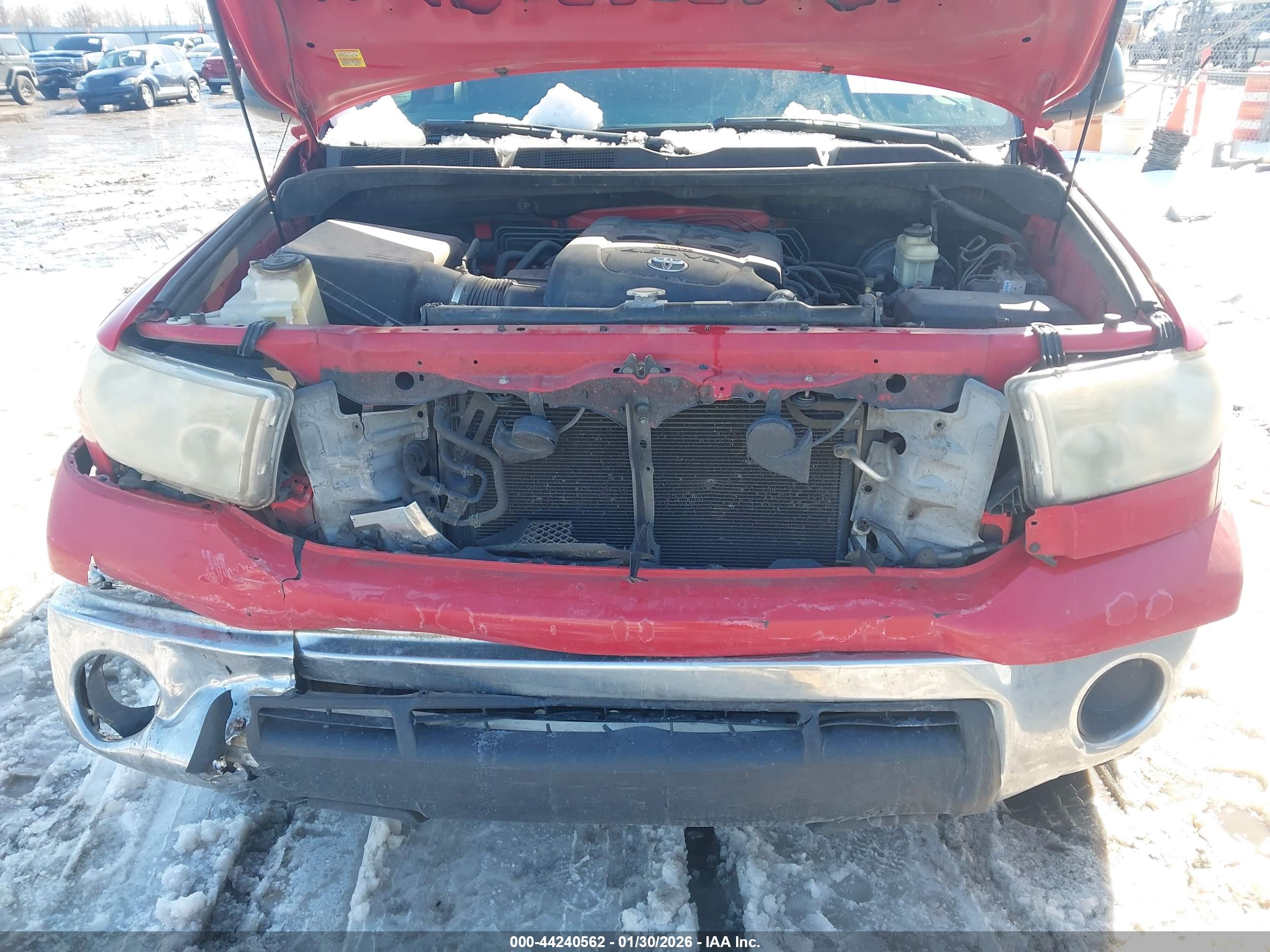 TOYOTA TUNDRA image 10