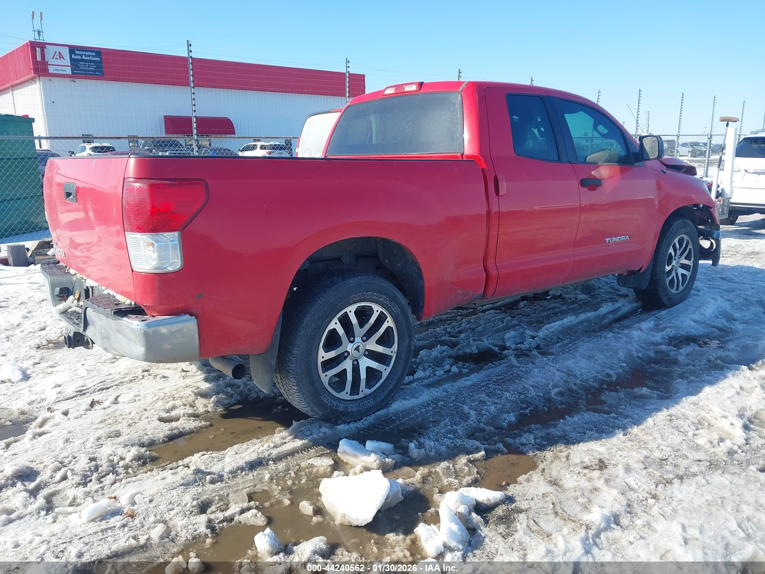TOYOTA TUNDRA image 4