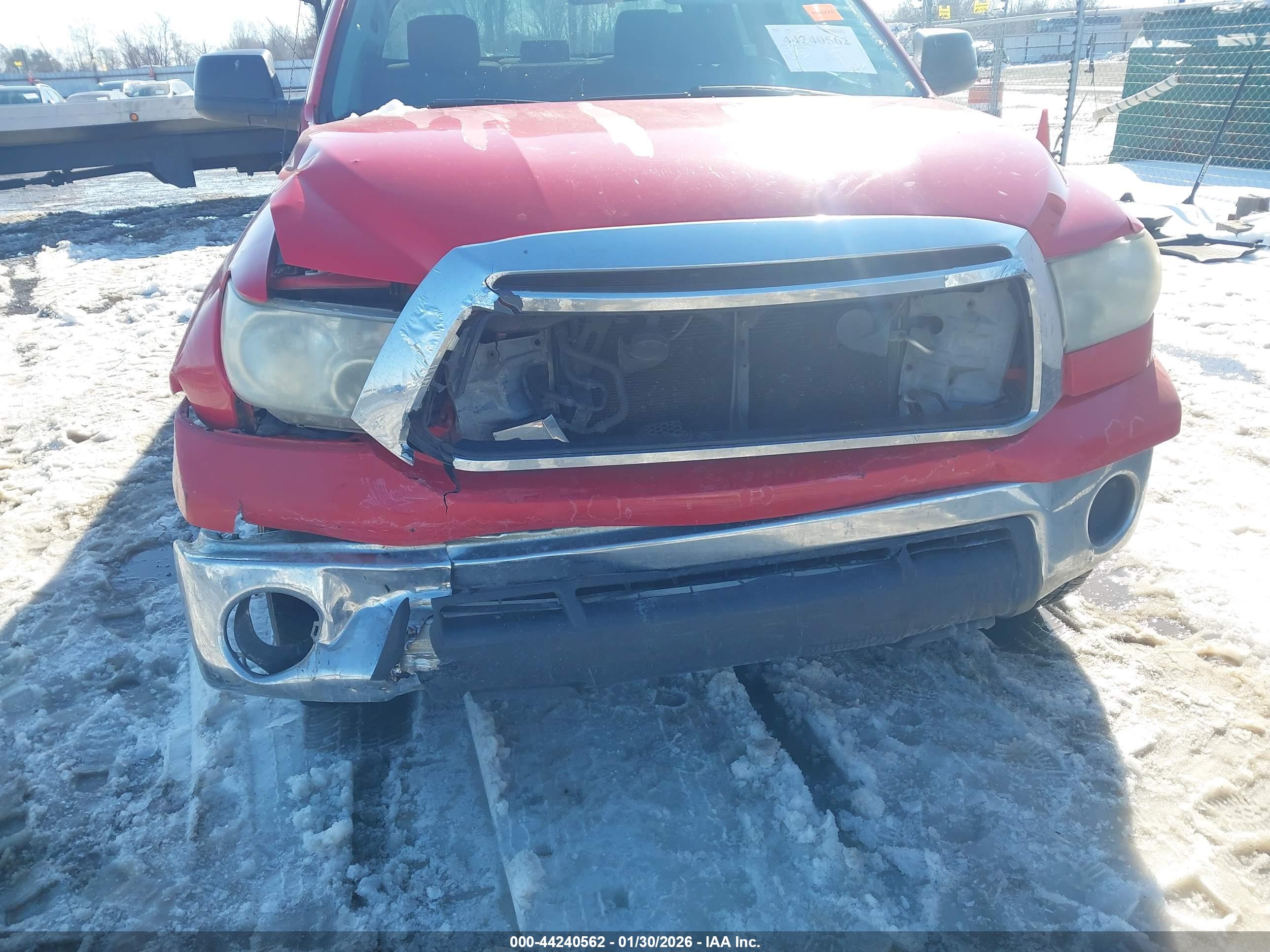 TOYOTA TUNDRA image 6