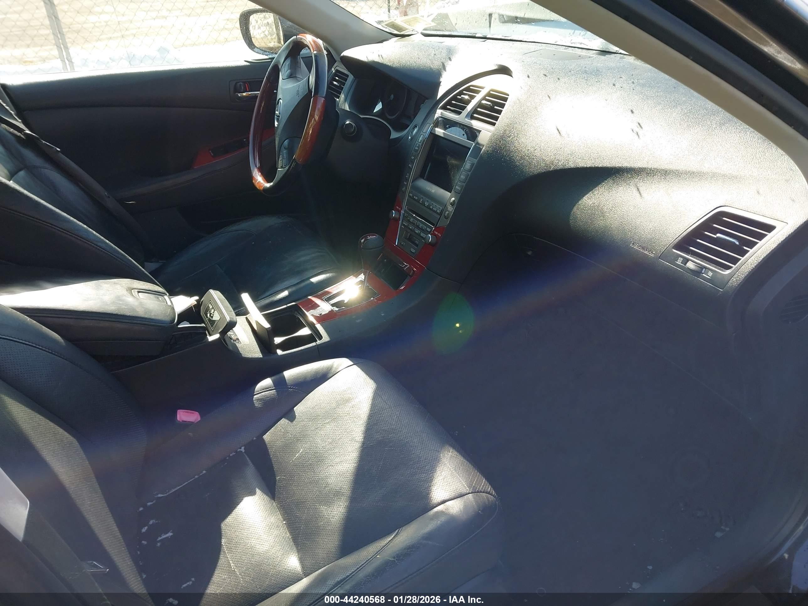 LEXUS ES image 5