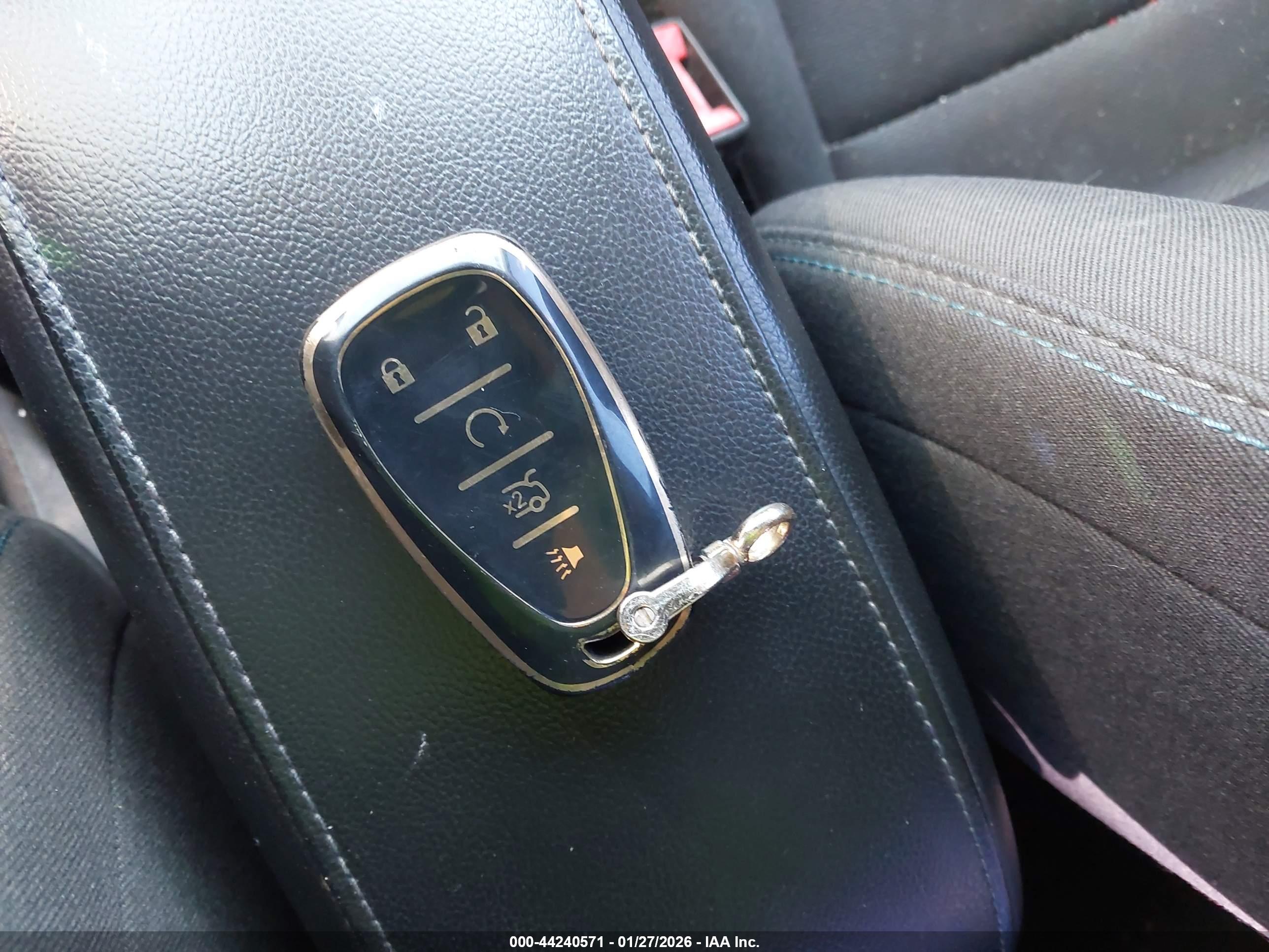 CHEVROLET CRUZE image 11