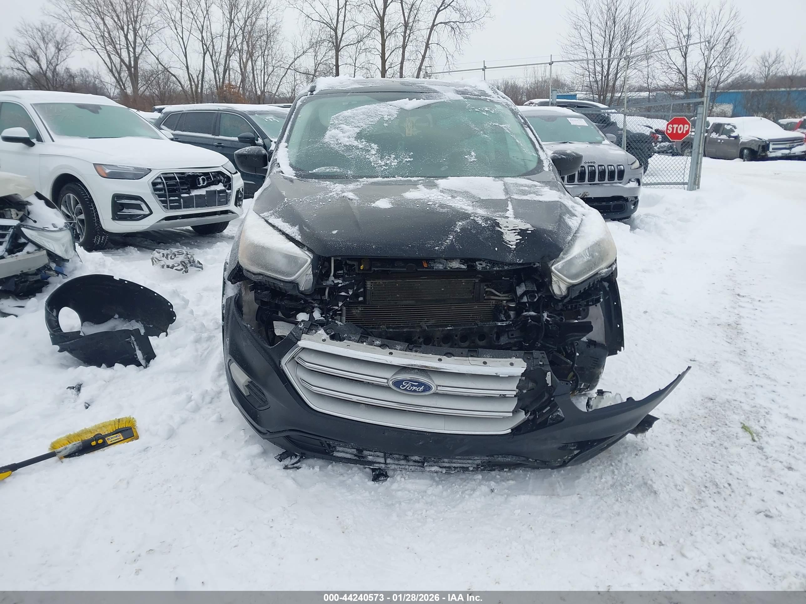 FORD ESCAPE image 6