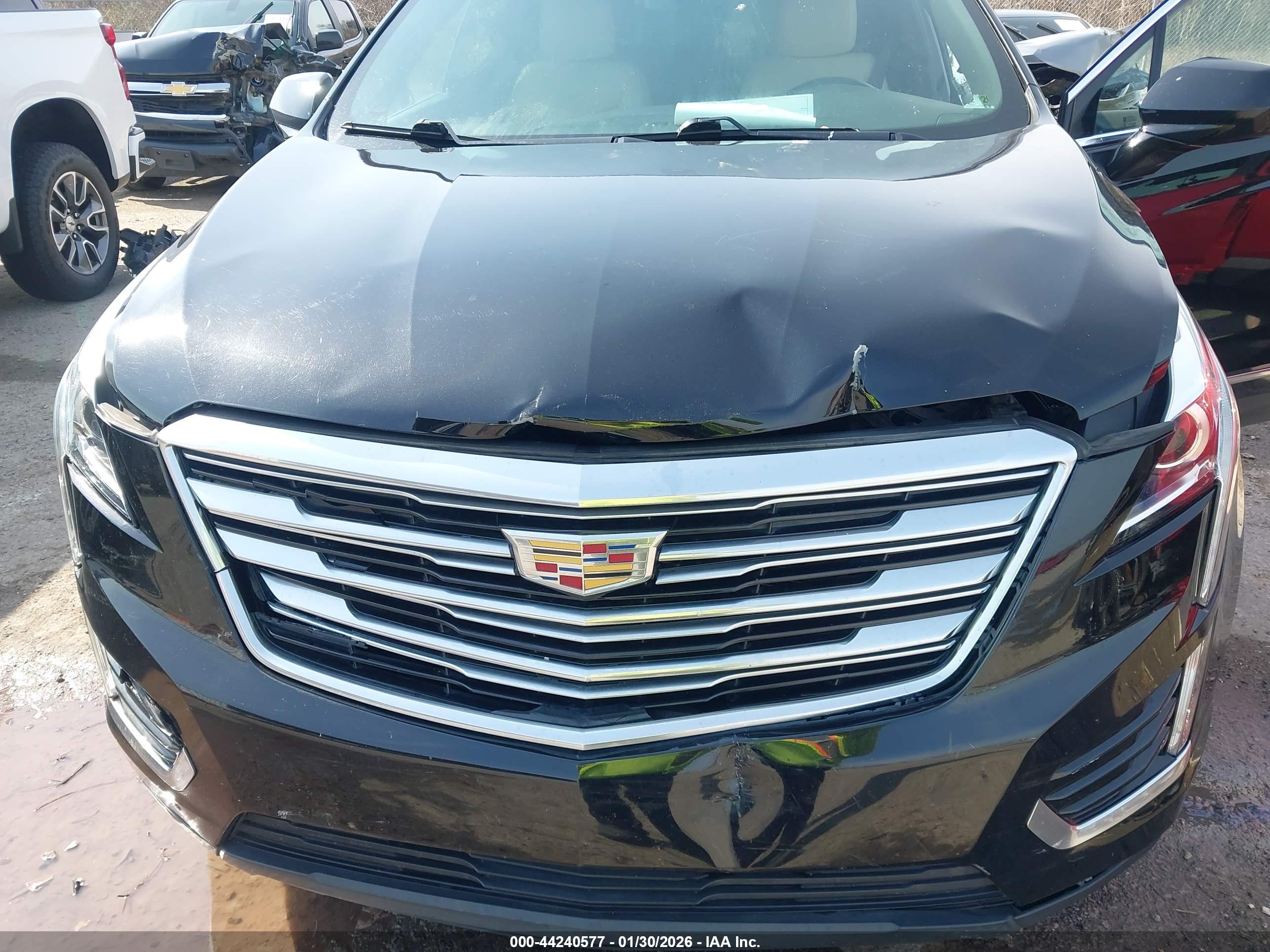 CADILLAC XT5 image 10
