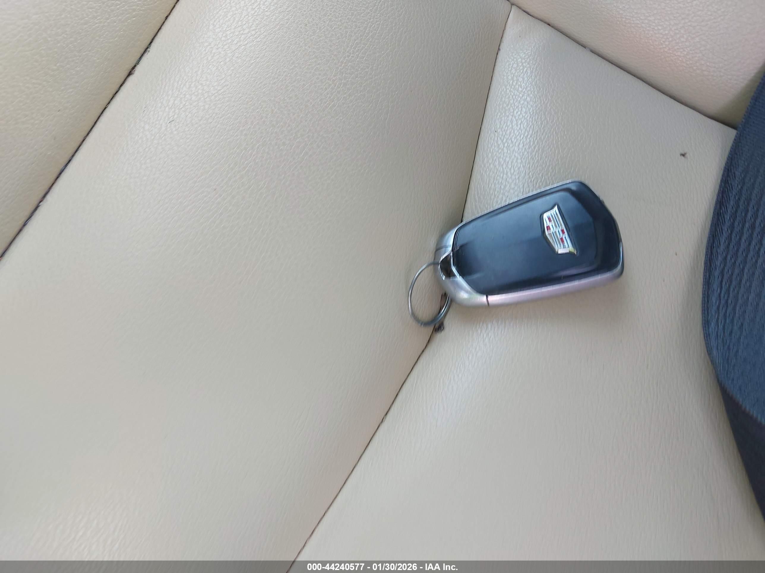 CADILLAC XT5 image 11