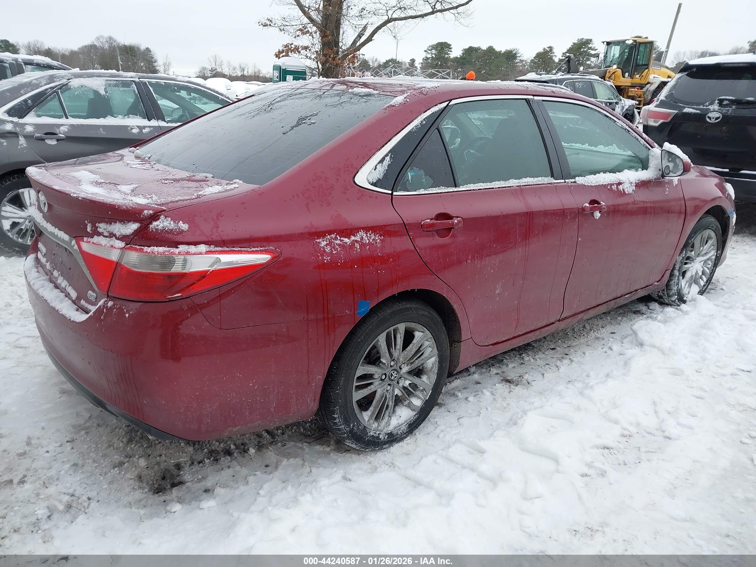 TOYOTA CAMRY image 4