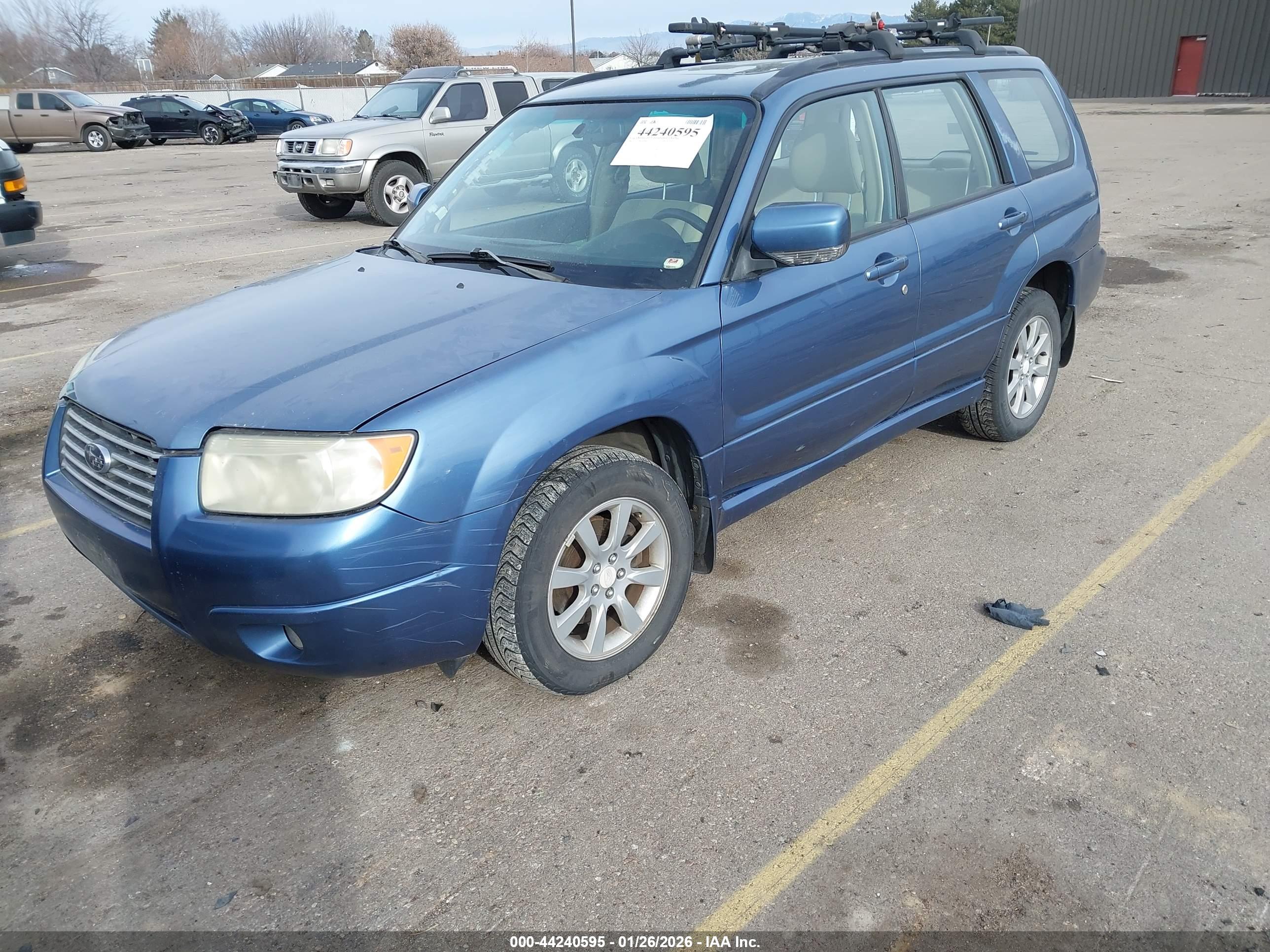 SUBARU FORESTER image 2