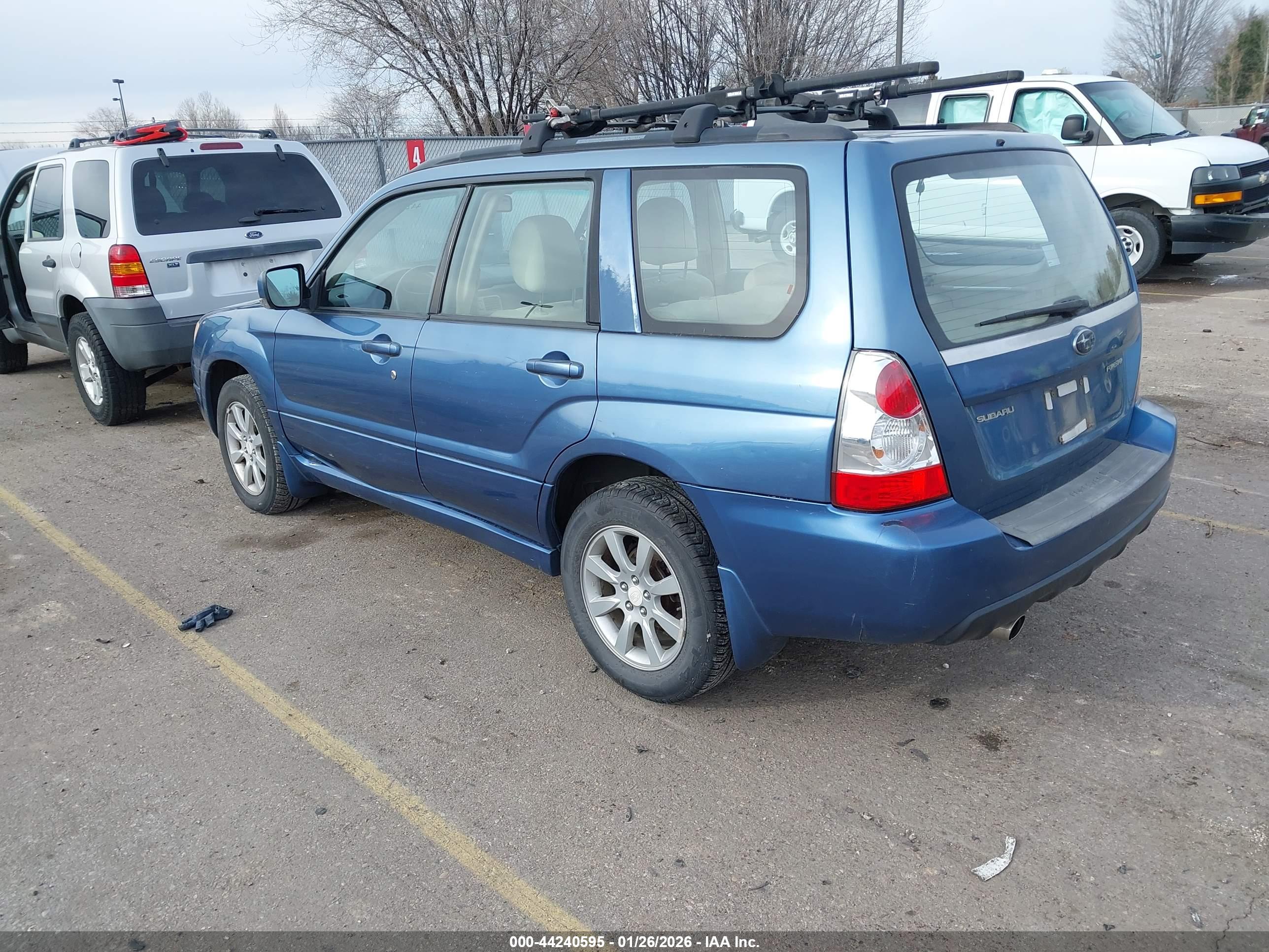 SUBARU FORESTER image 3