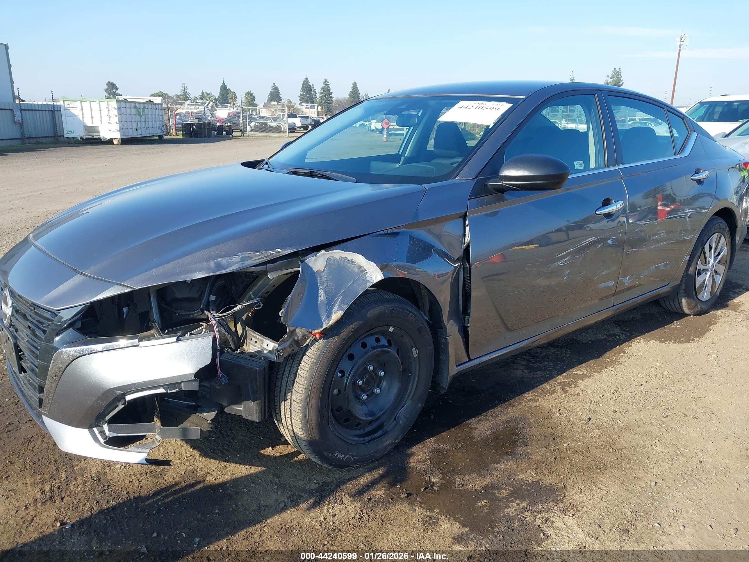 NISSAN ALTIMA image 6