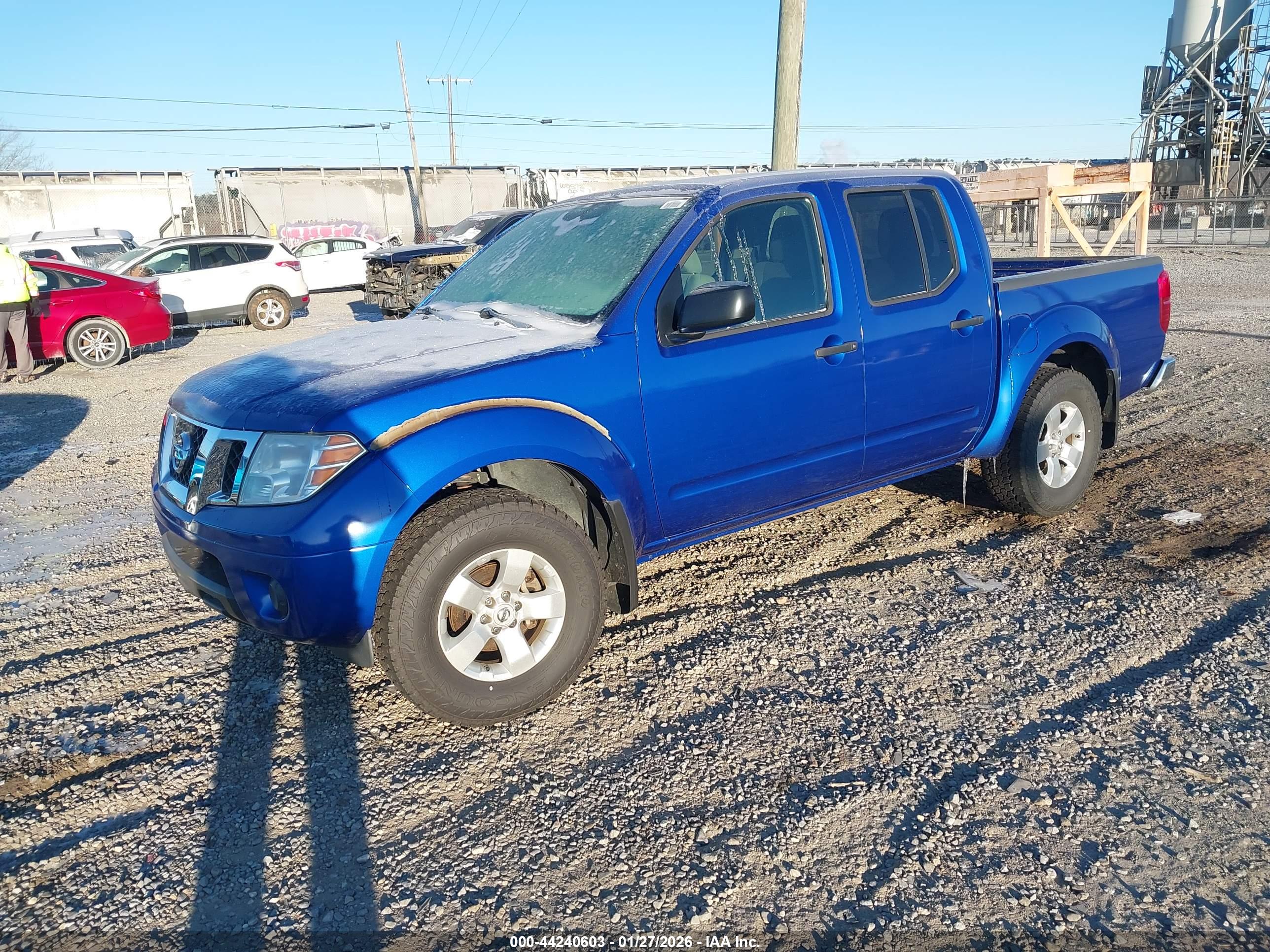 NISSAN FRONTIER image 2