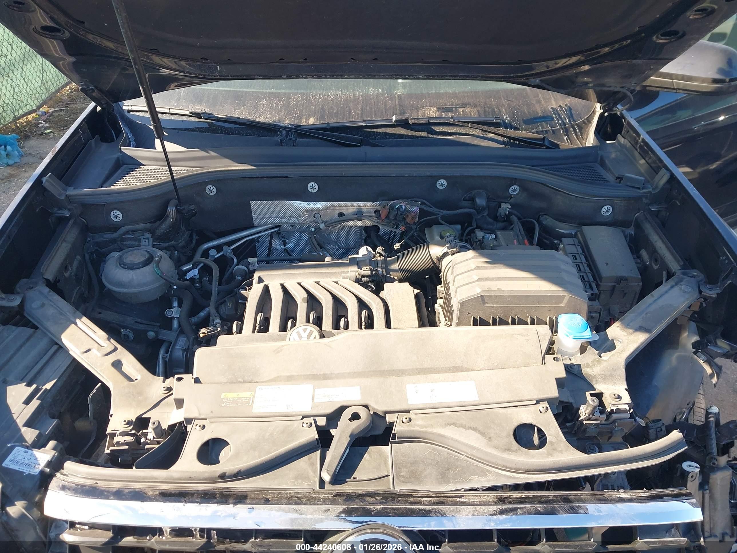 VOLKSWAGEN ATLAS image 10