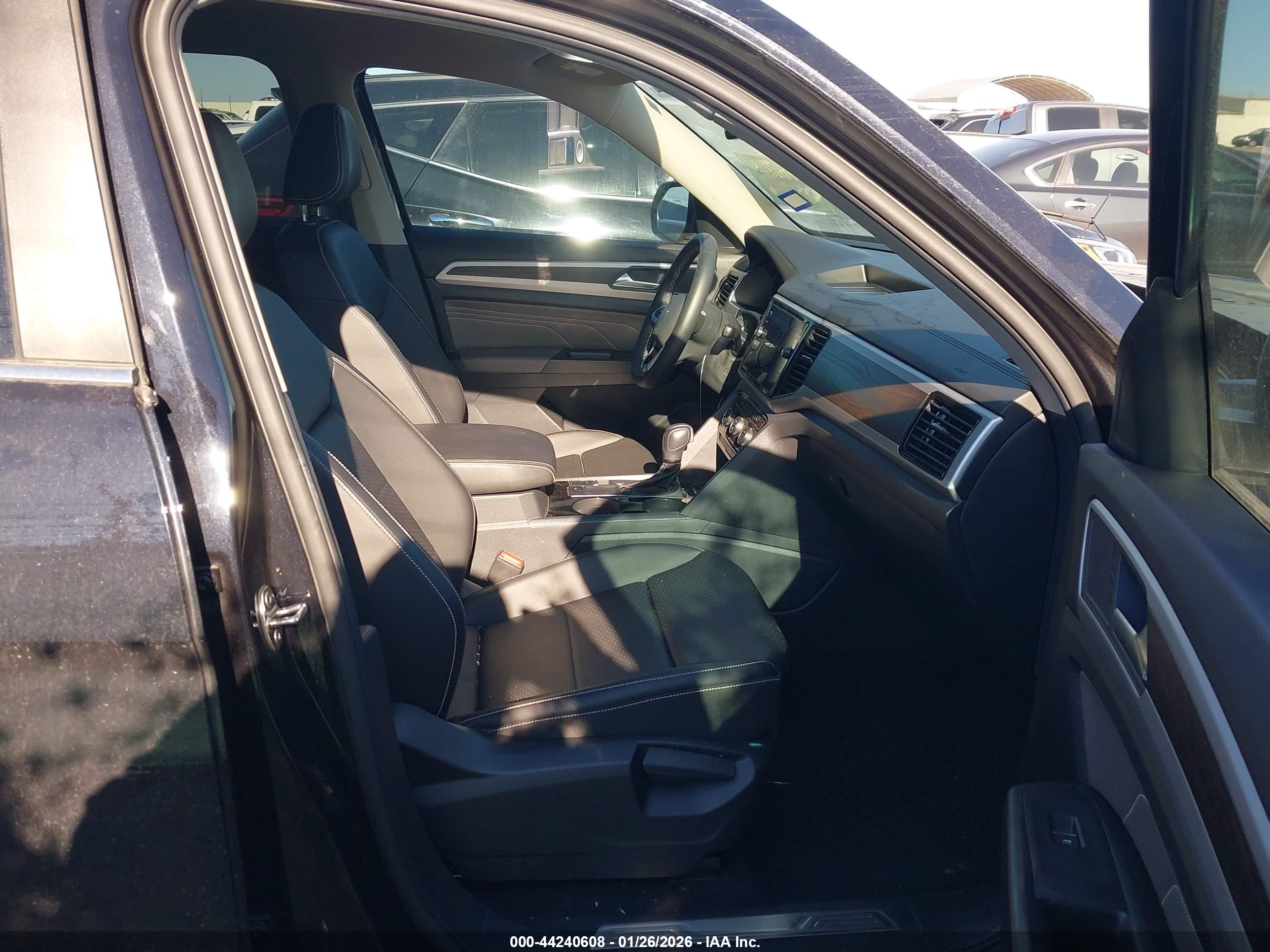 VOLKSWAGEN ATLAS image 5