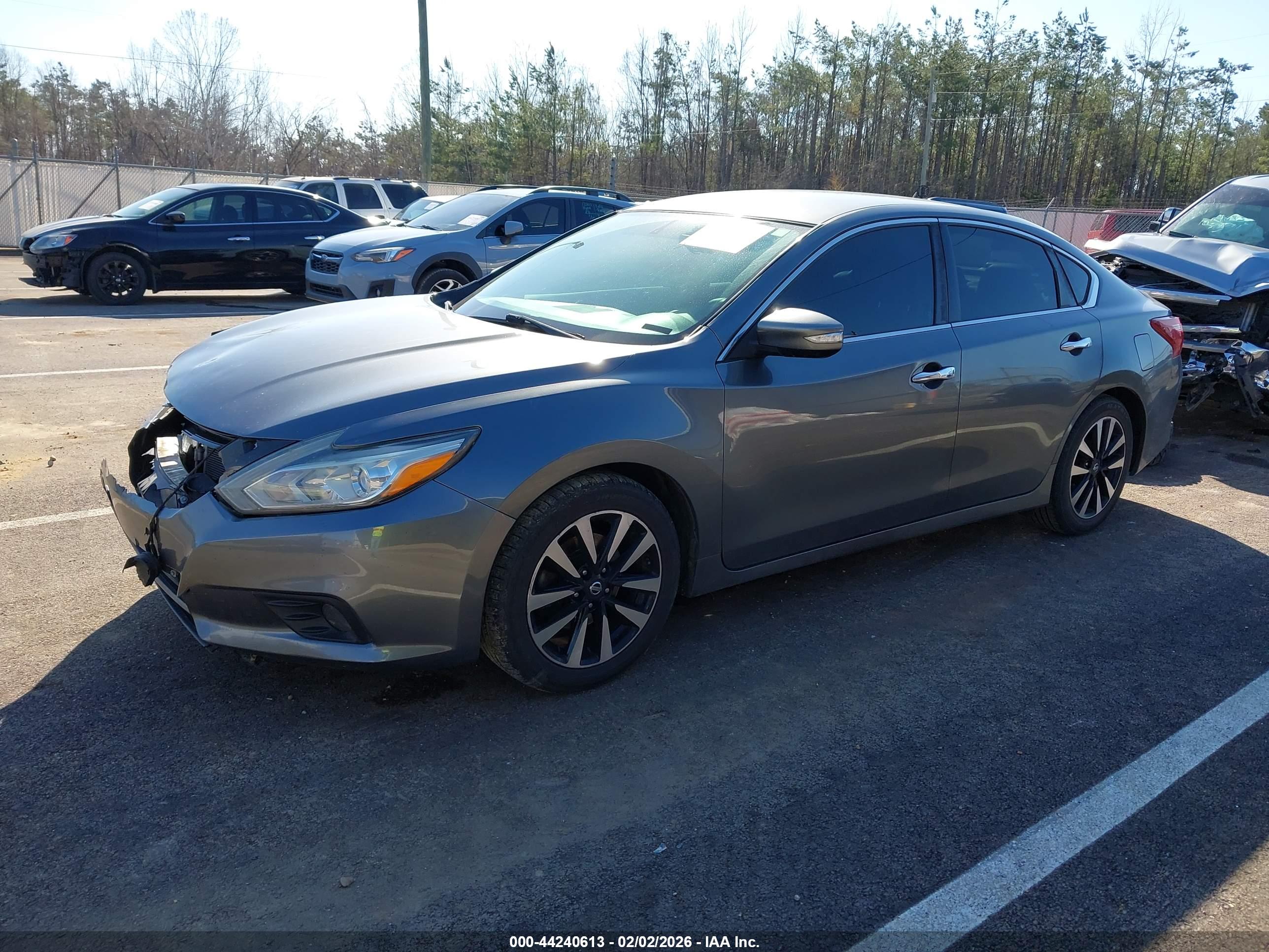 NISSAN ALTIMA image 2