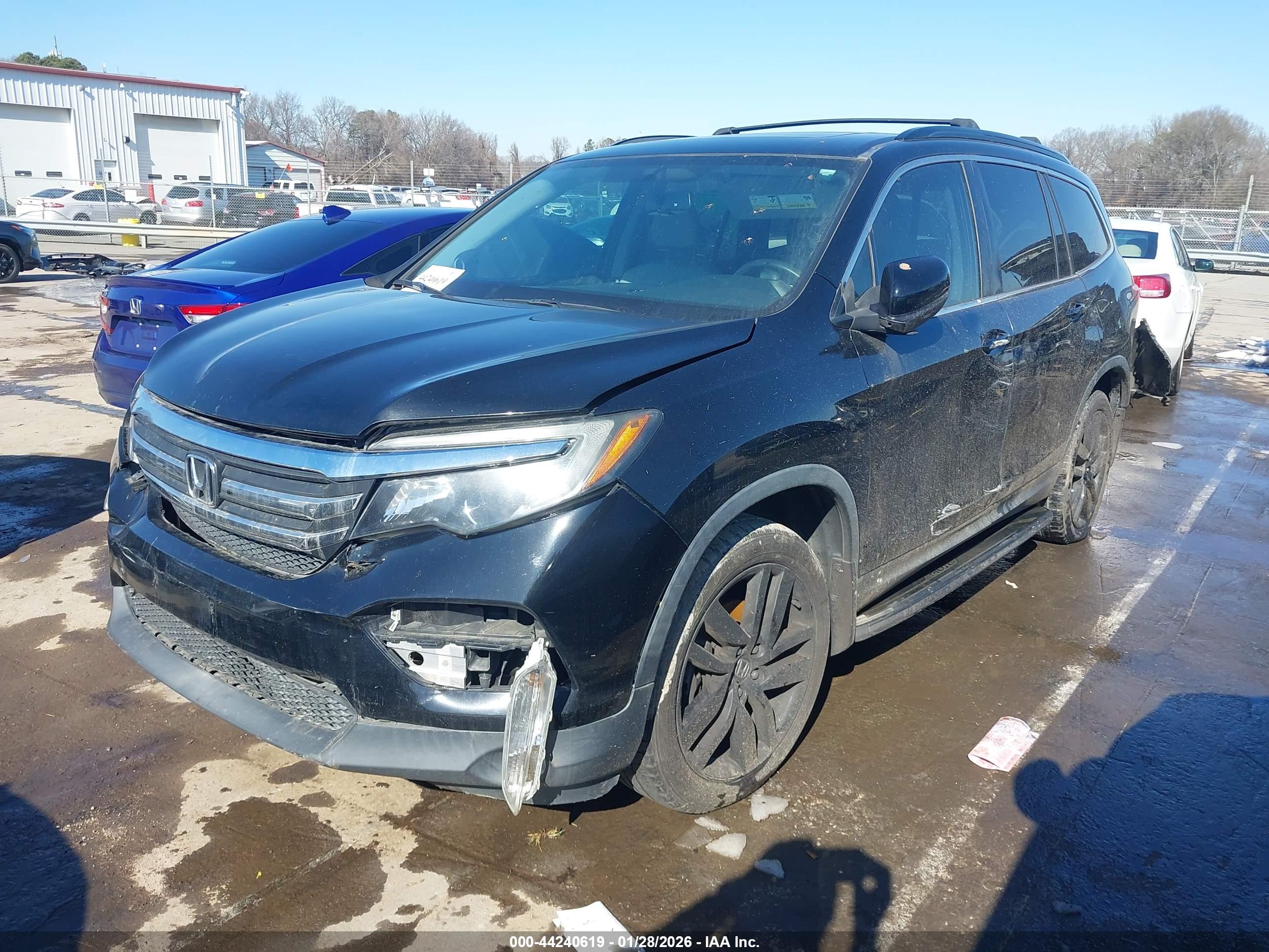 HONDA PILOT image 2