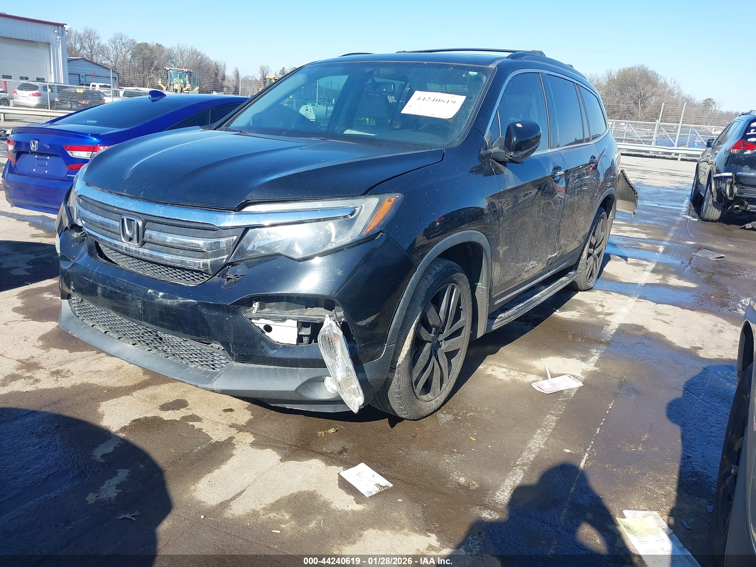 HONDA PILOT image 6