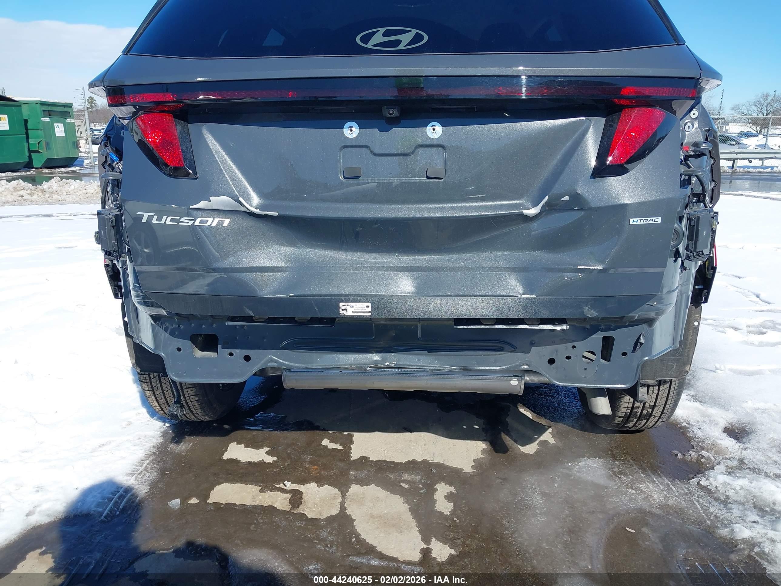 HYUNDAI TUCSON image 6