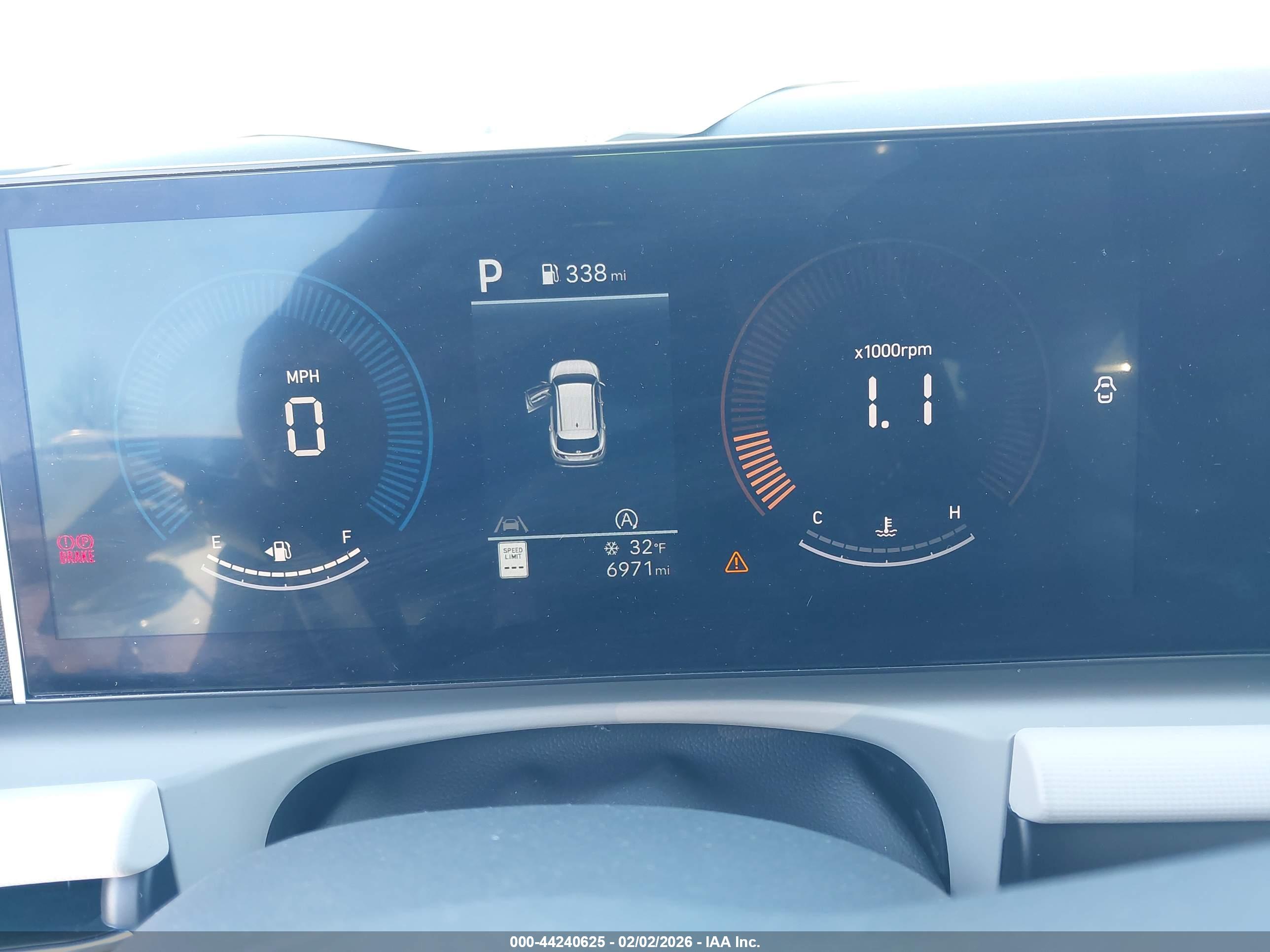 HYUNDAI TUCSON image 7