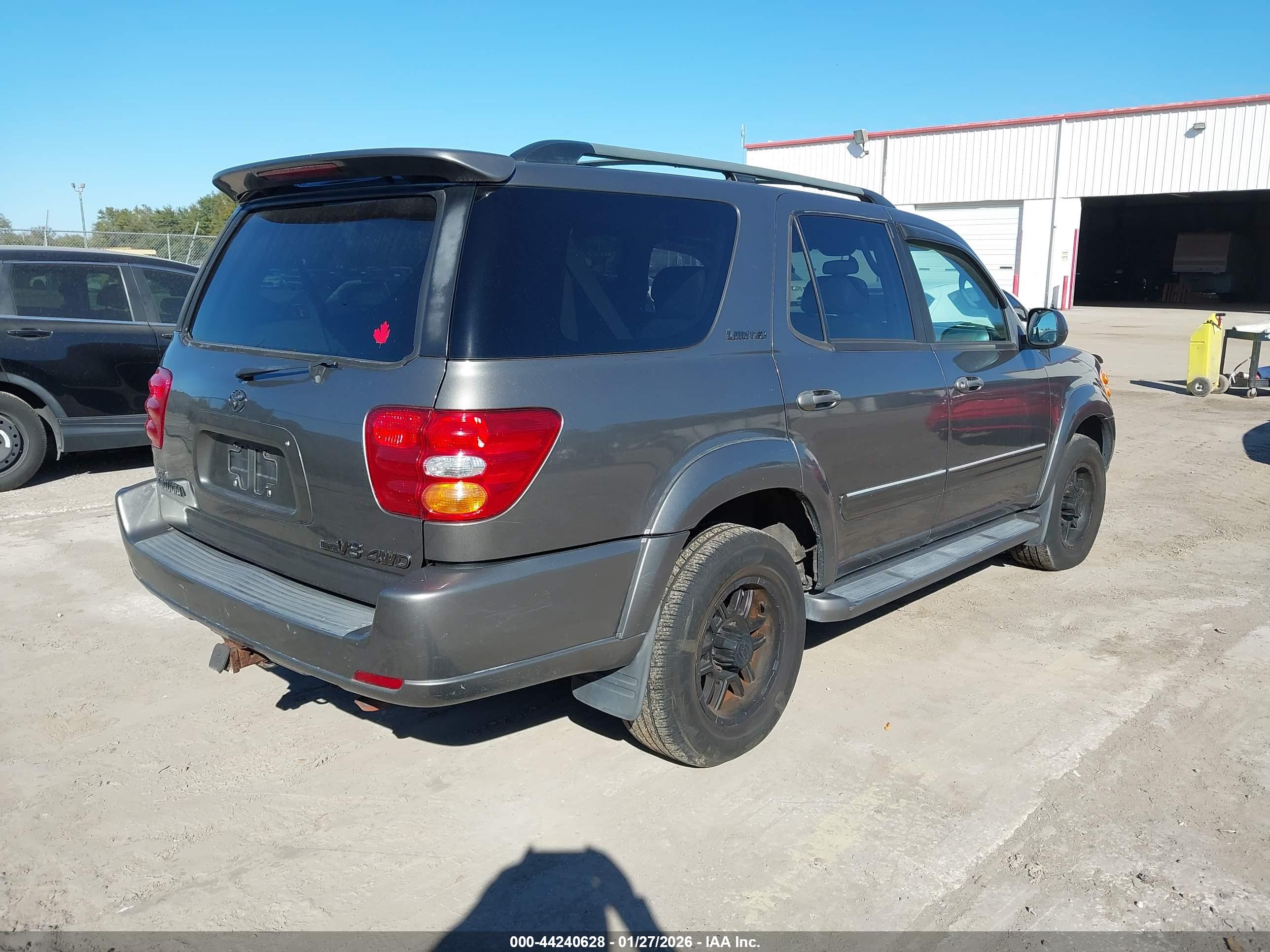 TOYOTA SEQUOIA image 4