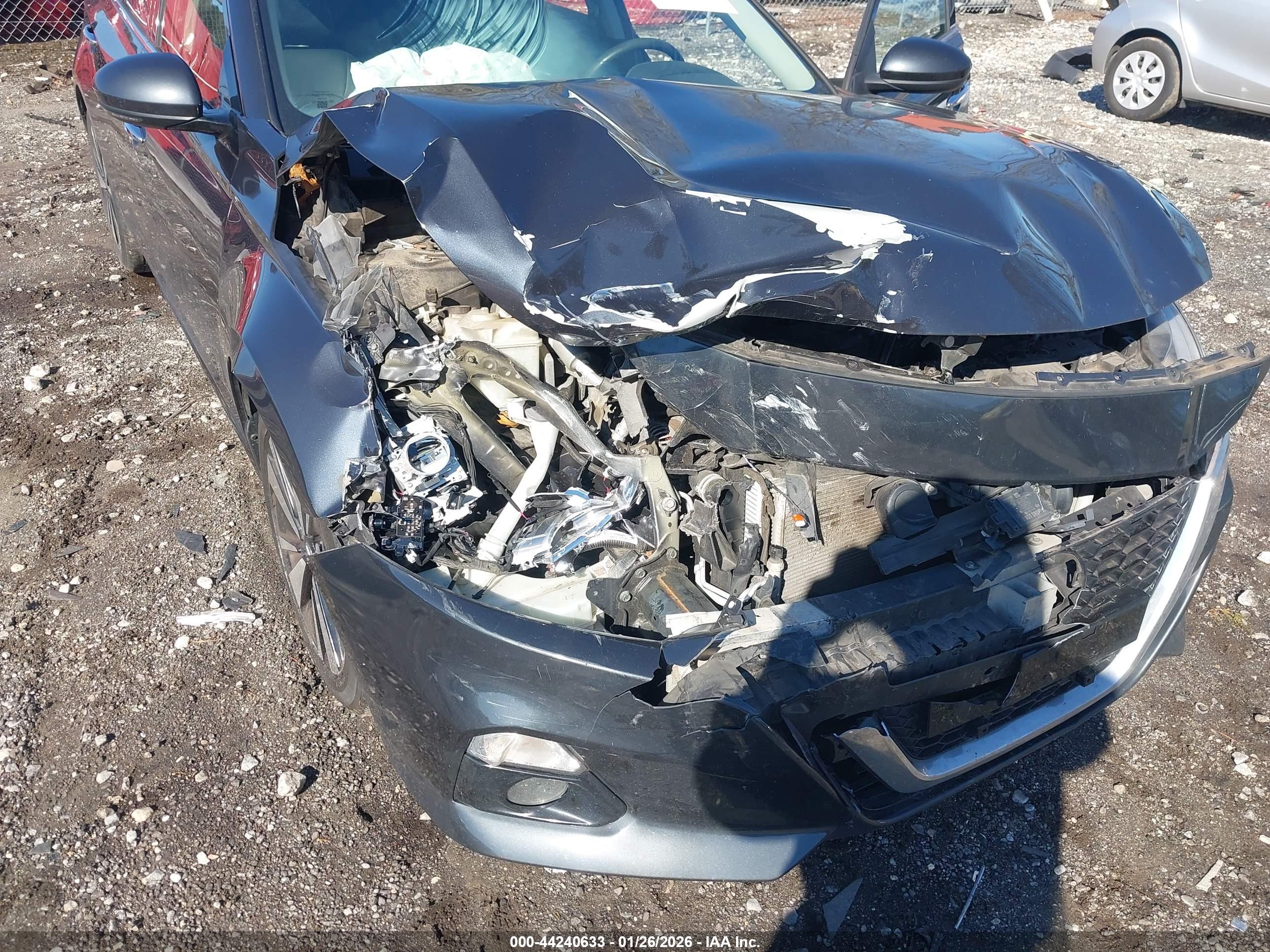 NISSAN ALTIMA image 6