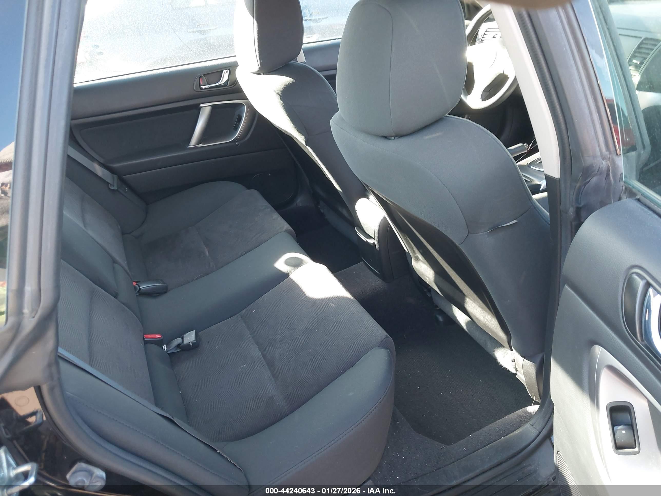 SUBARU LEGACY image 8
