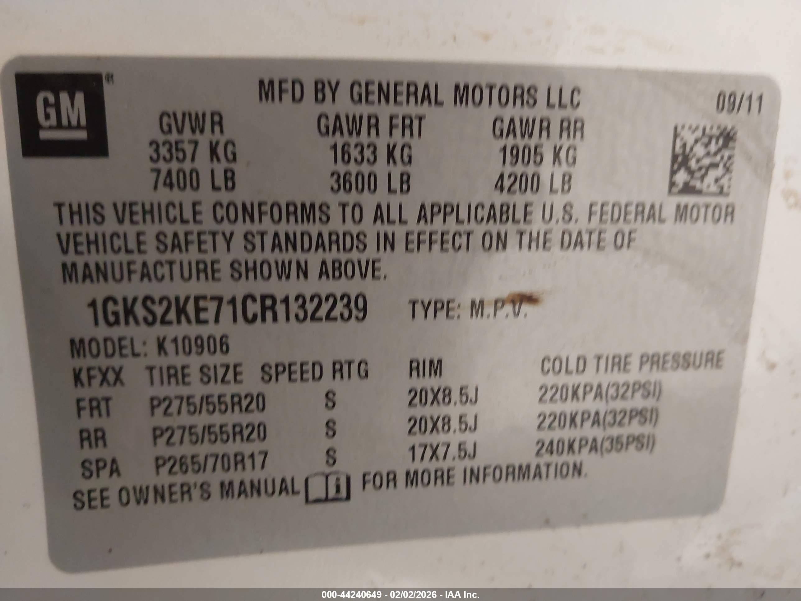 GMC YUKON image 9