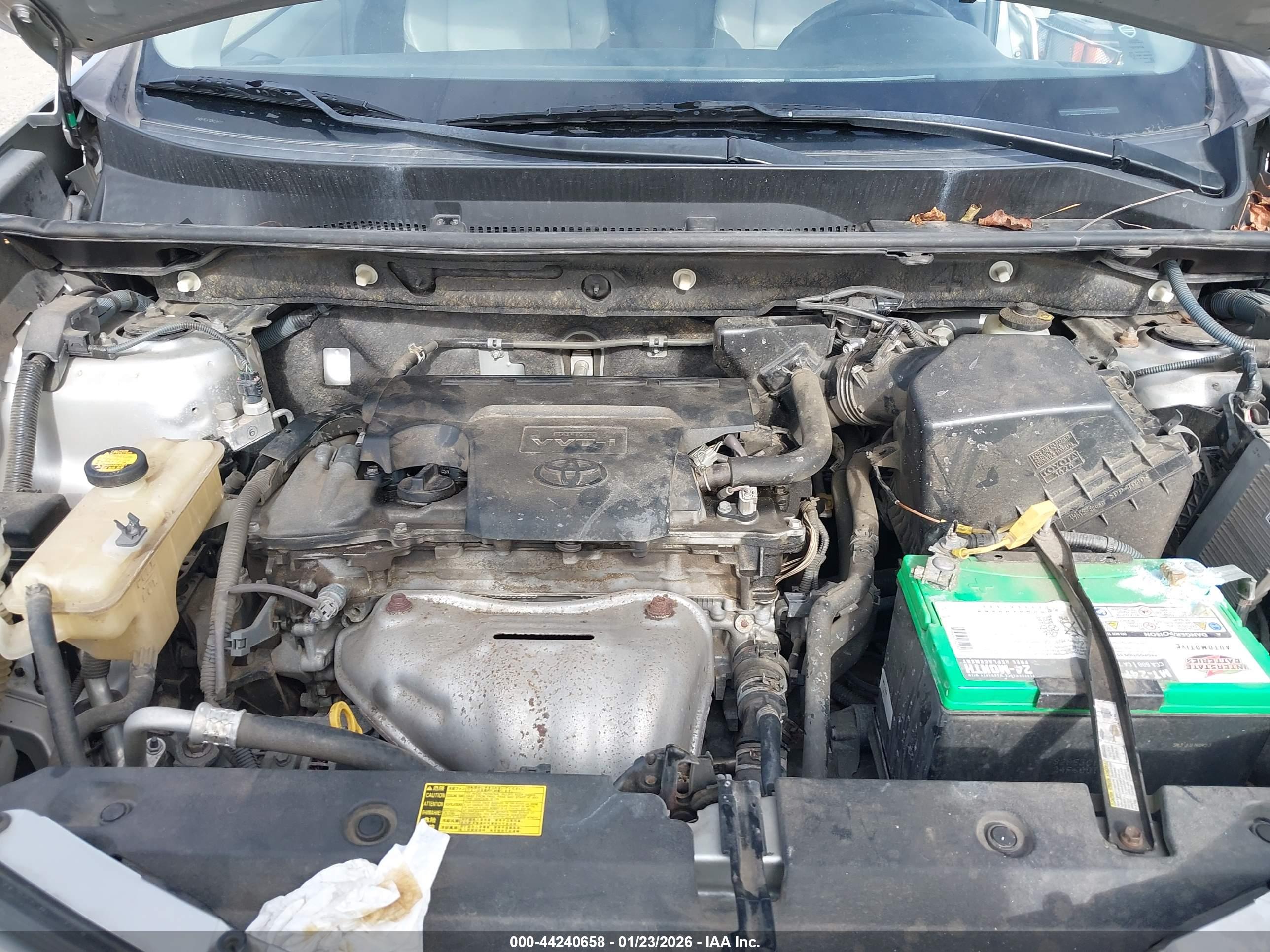 TOYOTA RAV4 image 10