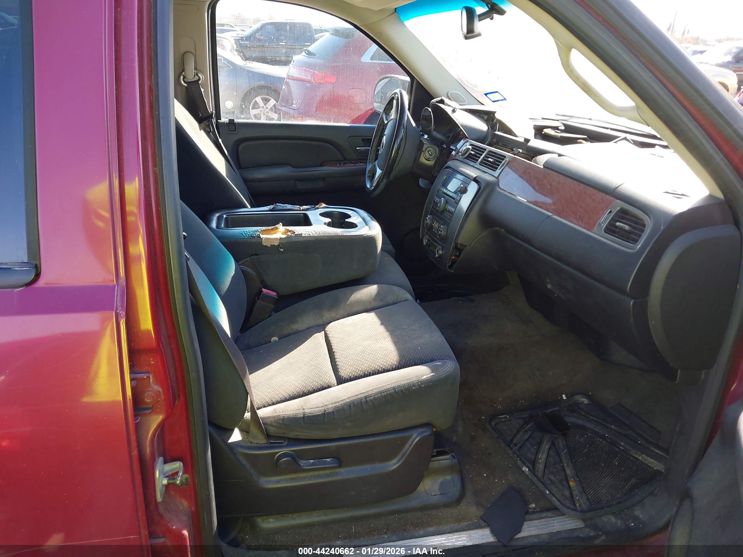 GMC YUKON image 5