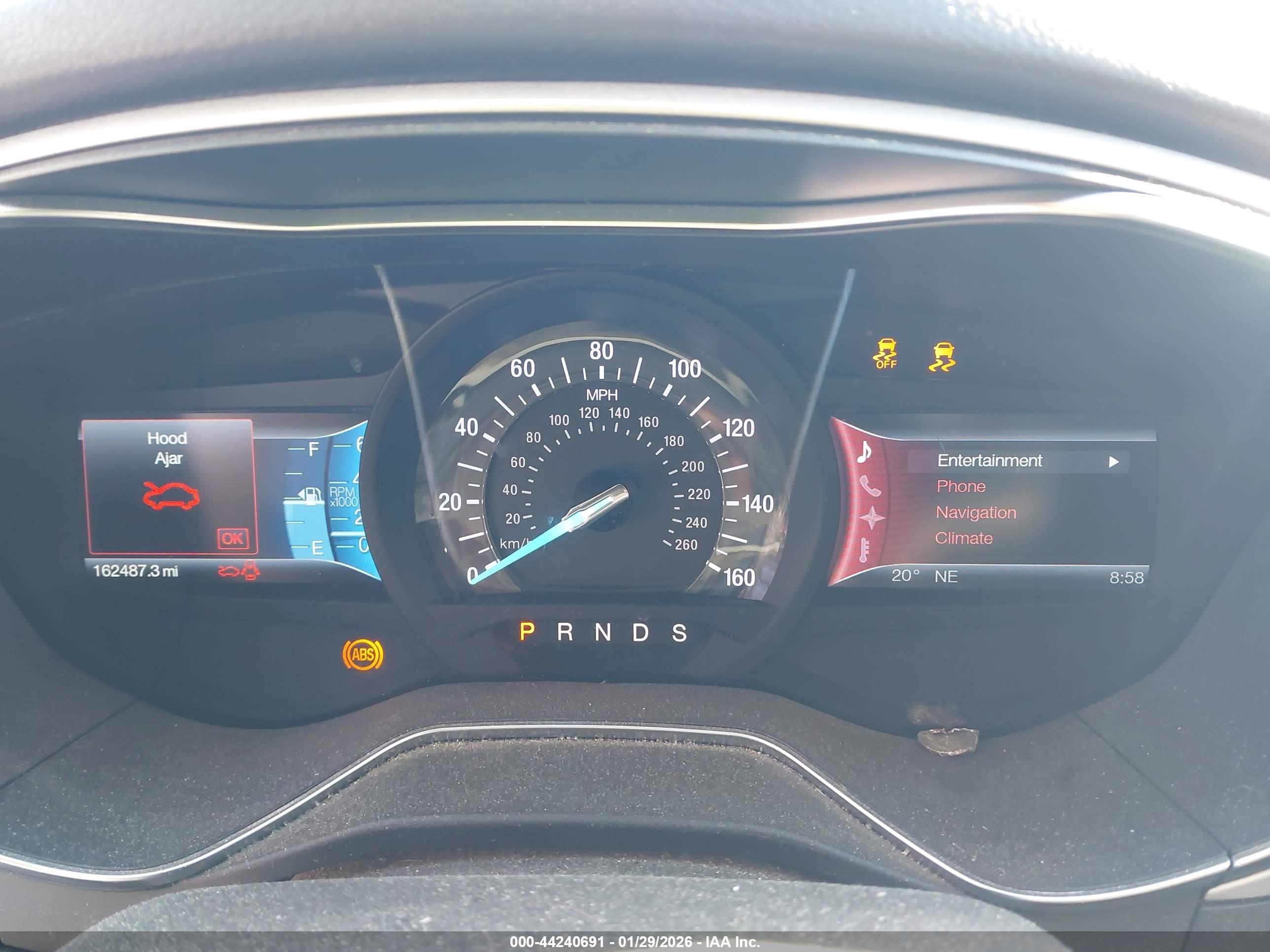 FORD FUSION image 7