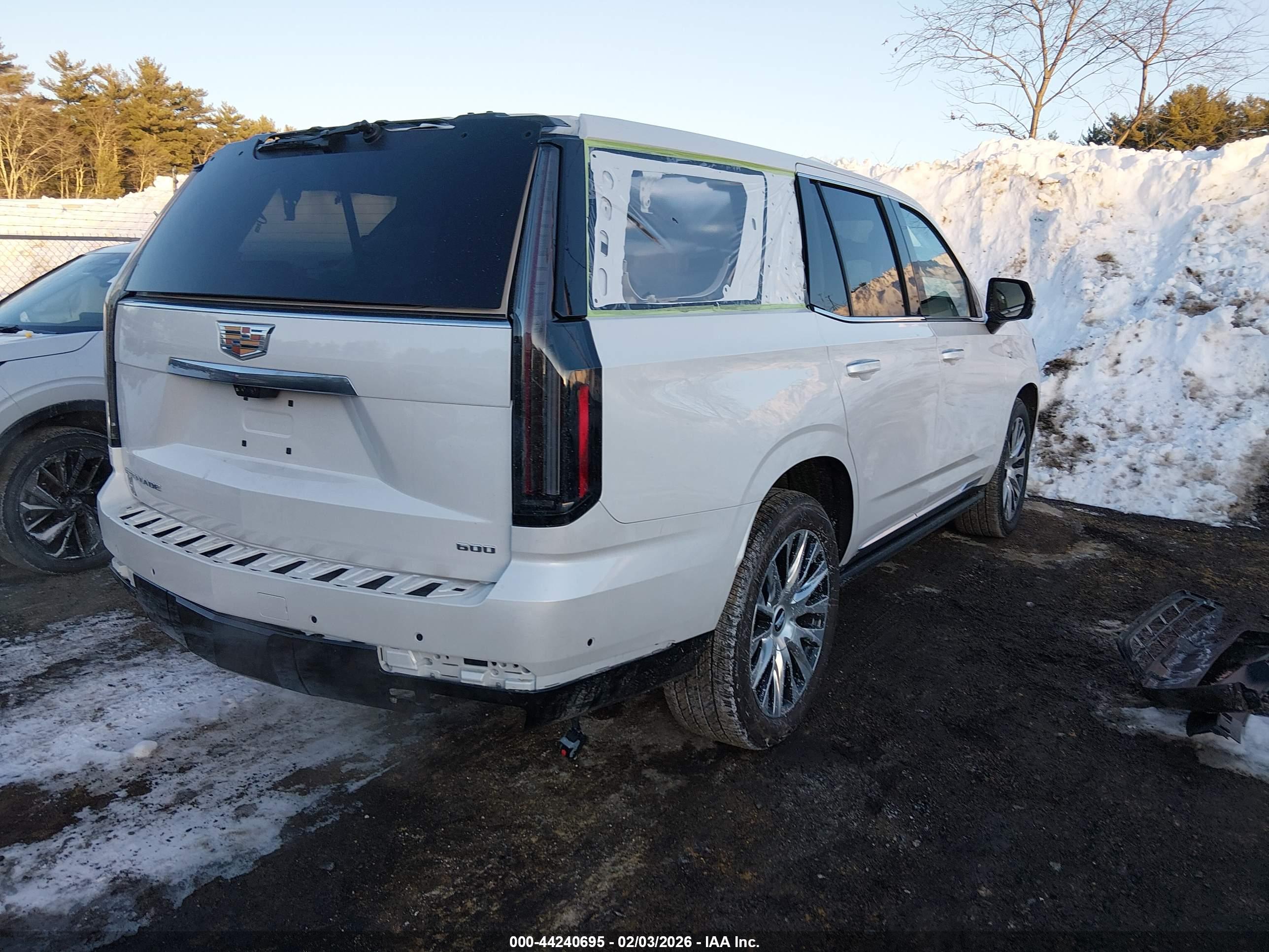 CADILLAC ESCALADE image 4