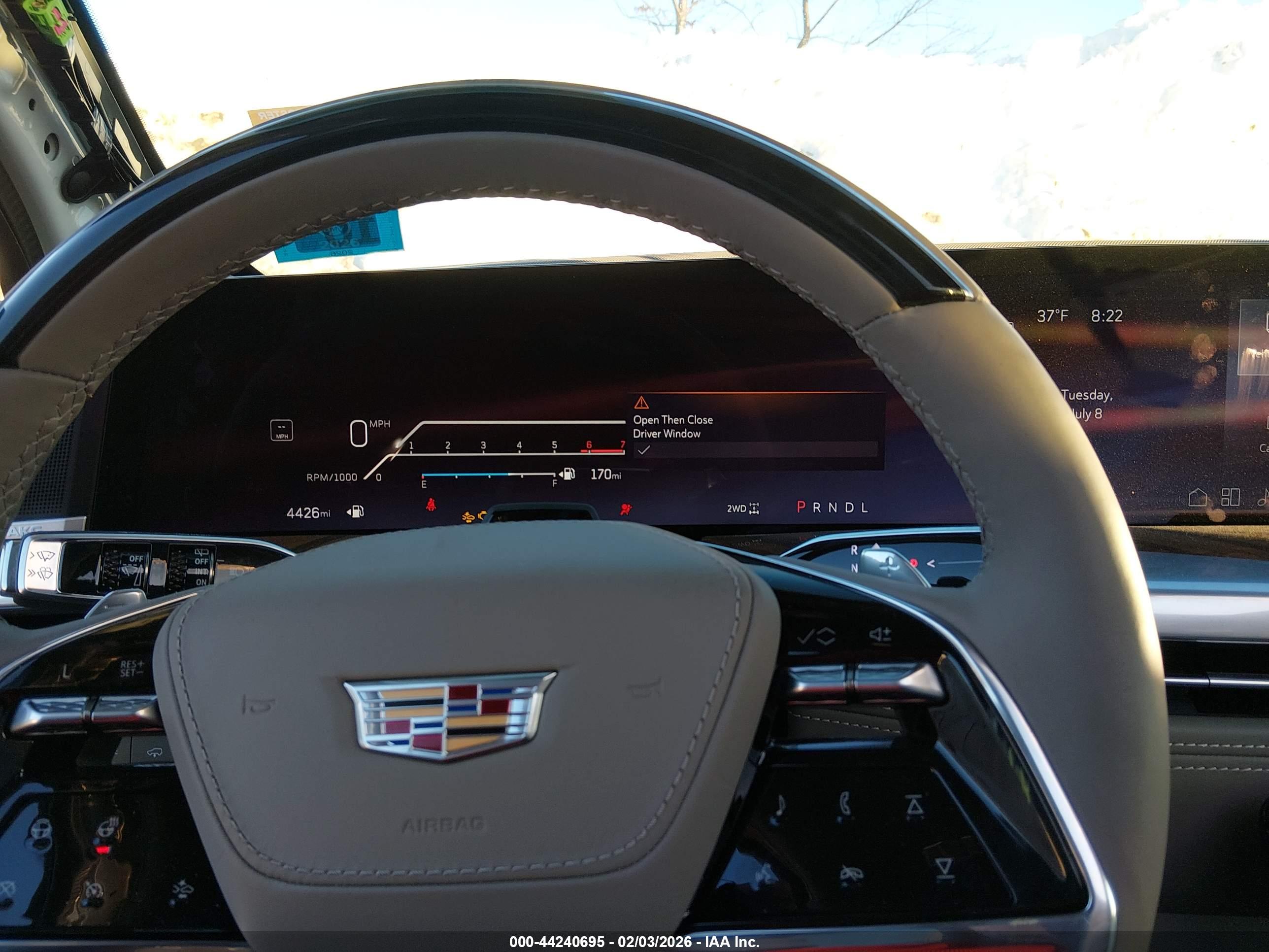 CADILLAC ESCALADE image 7